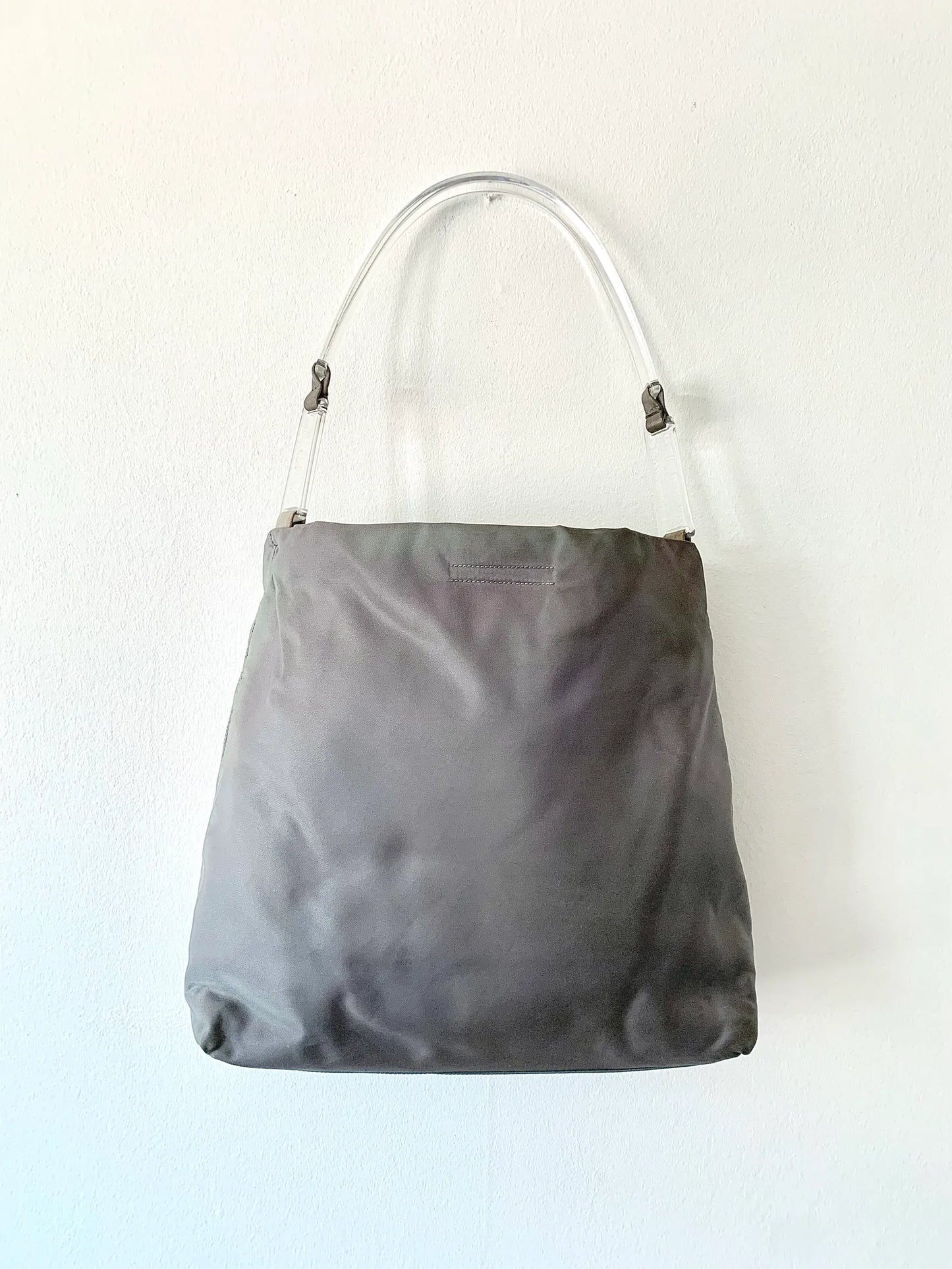 Prada Tessuto-axelremsväska