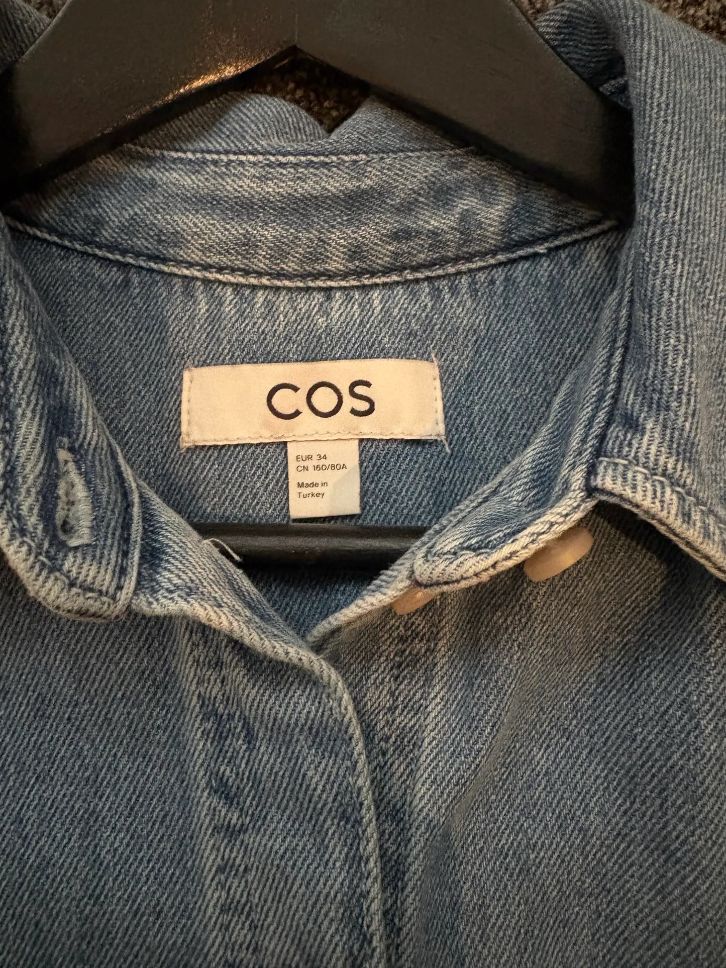 Cos-klänning