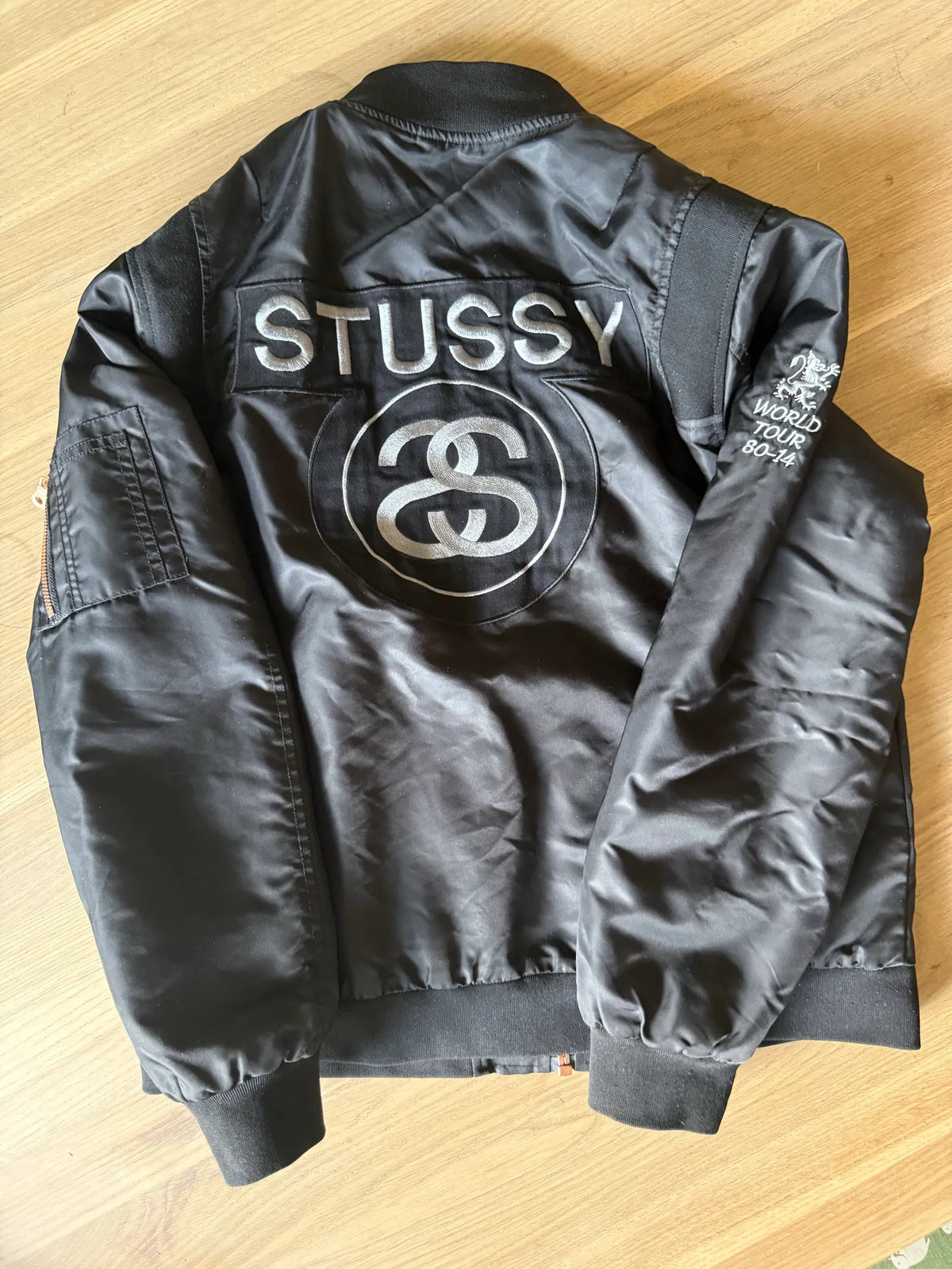 Stüssy Stüssy World Tour 35th Anniversary Reversible Sukajan Bomber-jacka