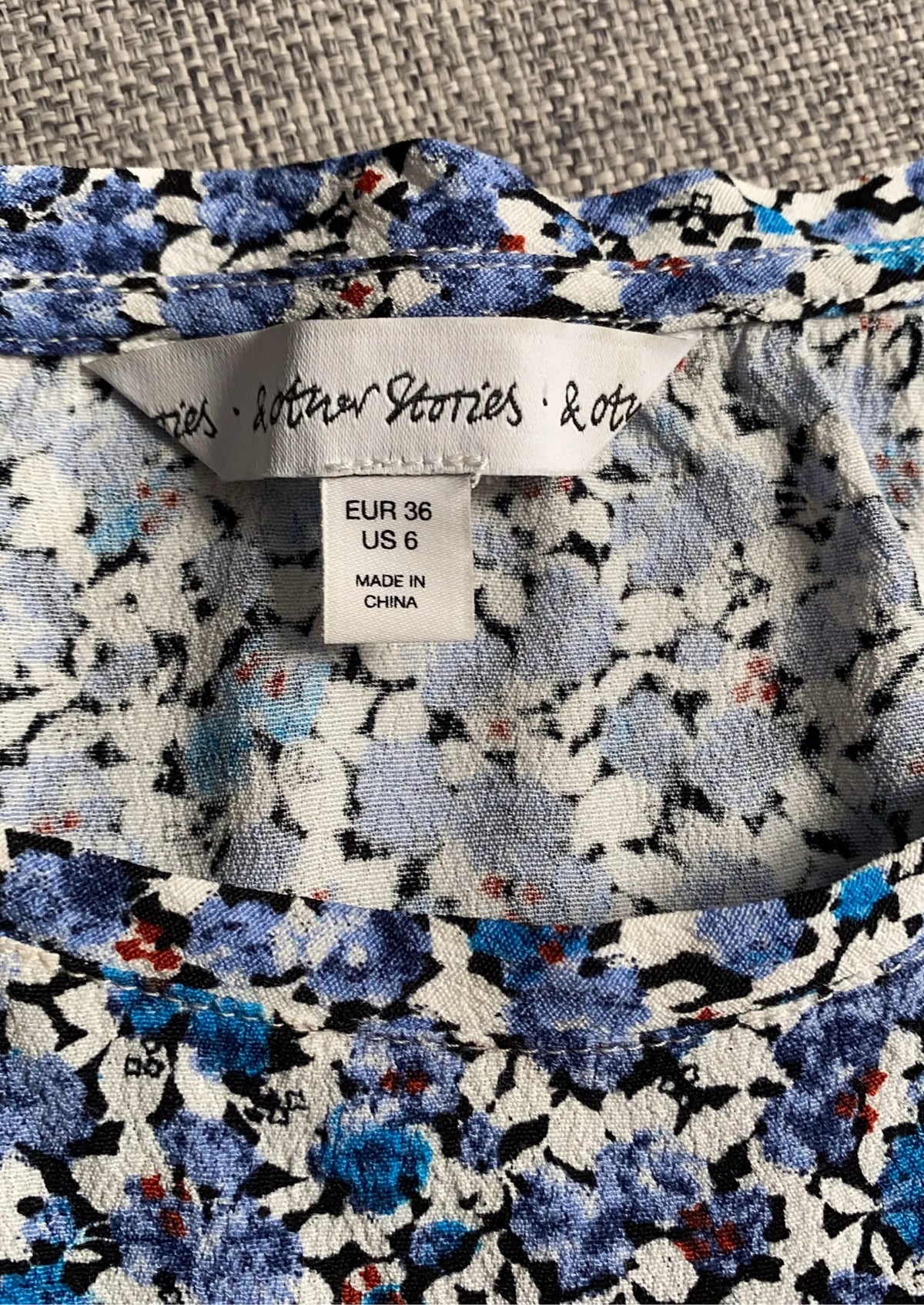 & Other Stories-blus