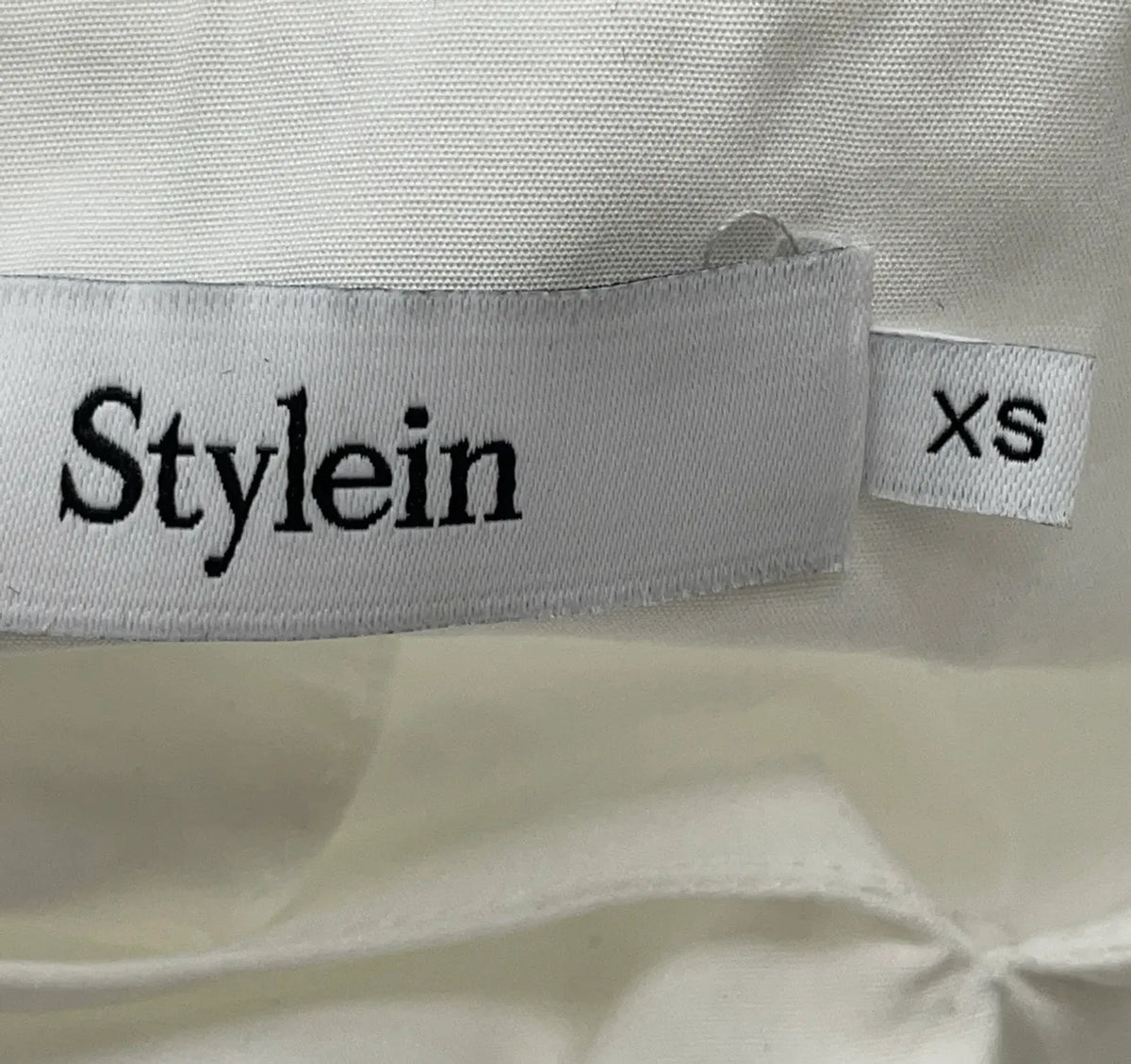 Stylein-blus NWOT