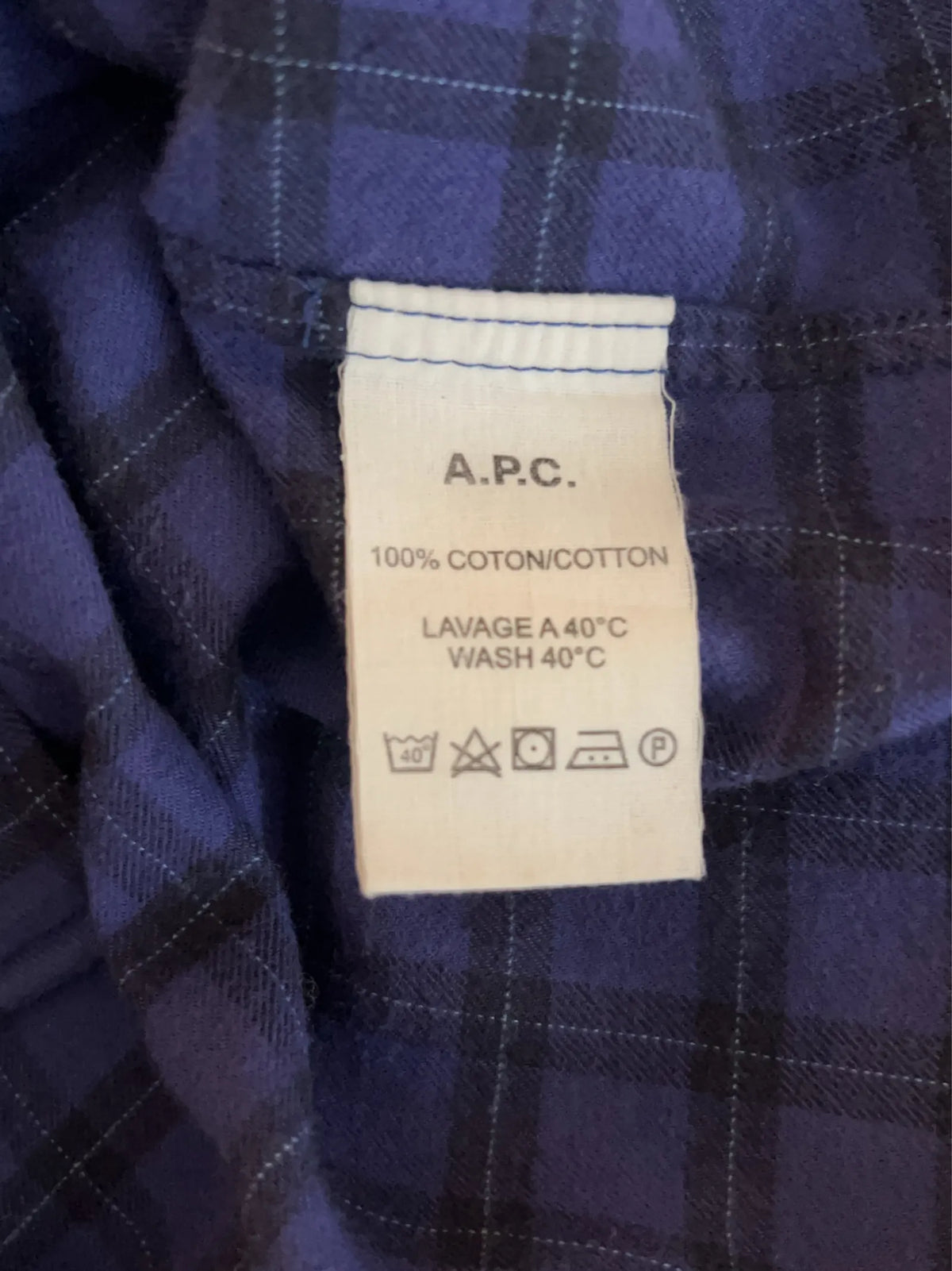 APC-skjorta