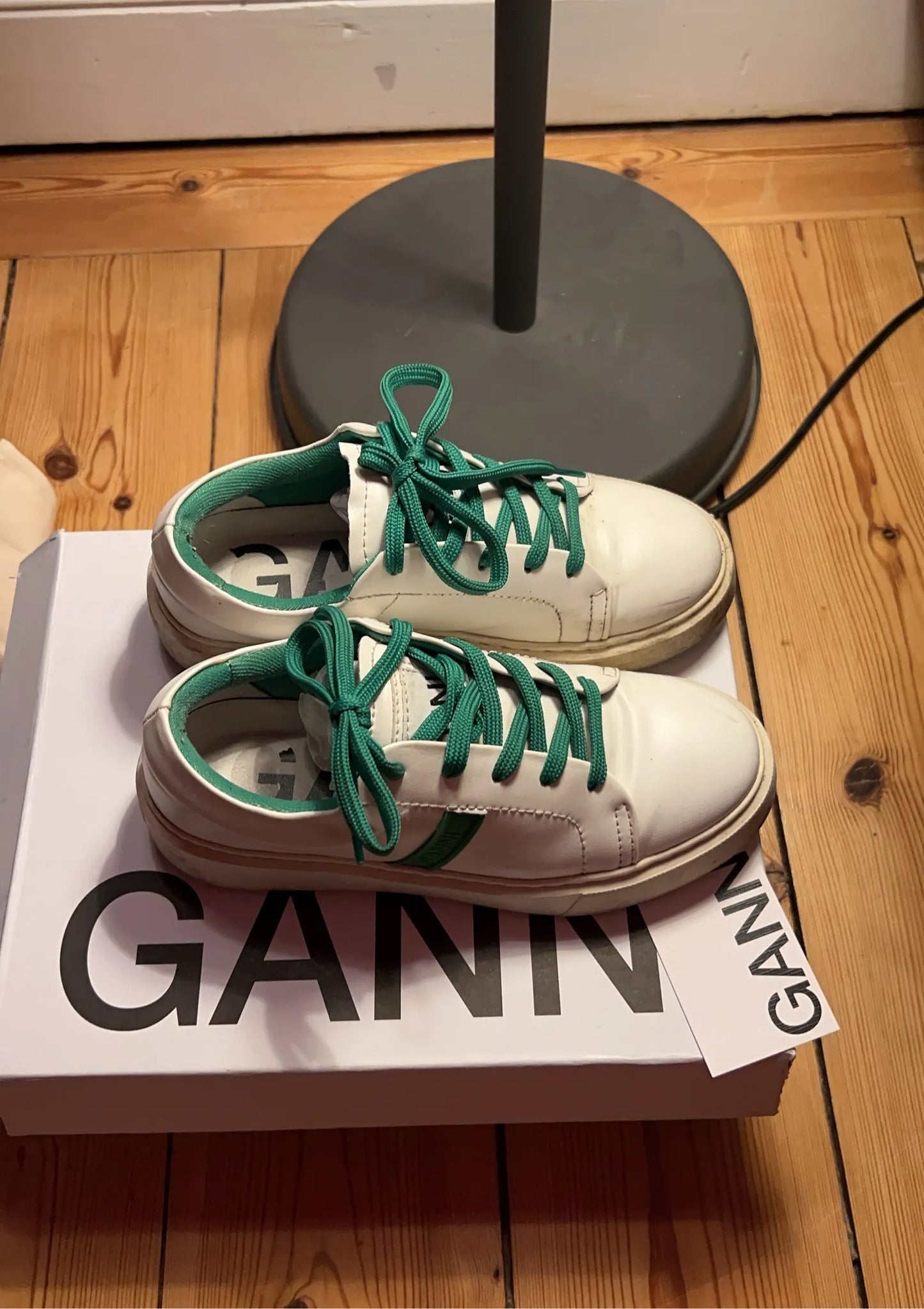 Ganni Kelly Green-skinnsneakers