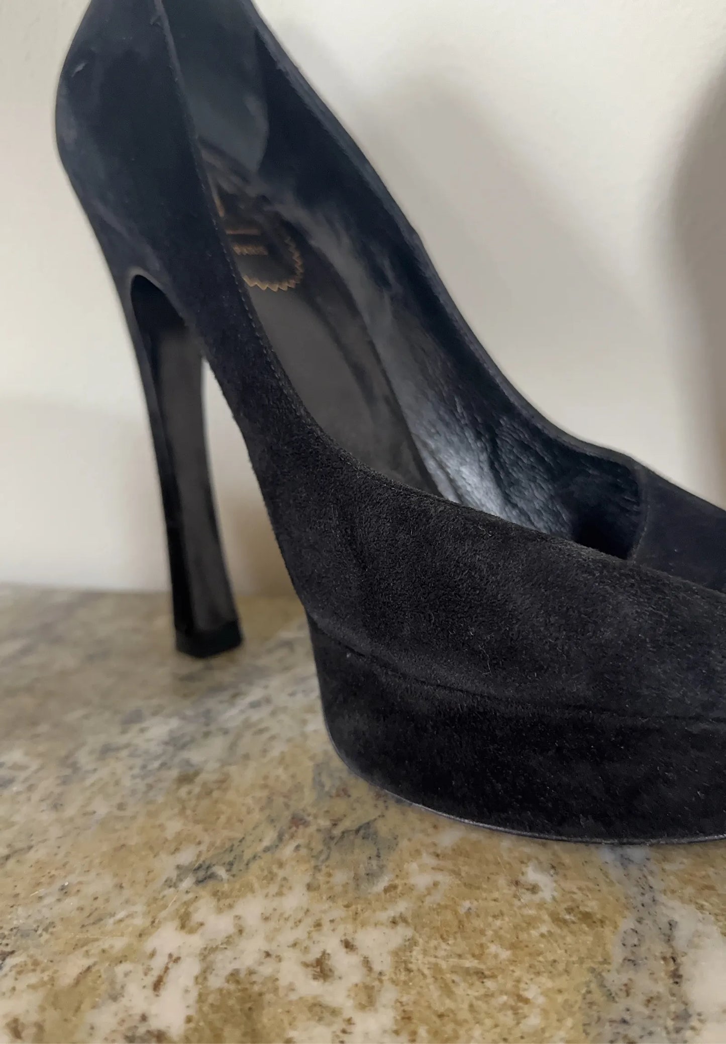 Yves Saint Laurent-klackar