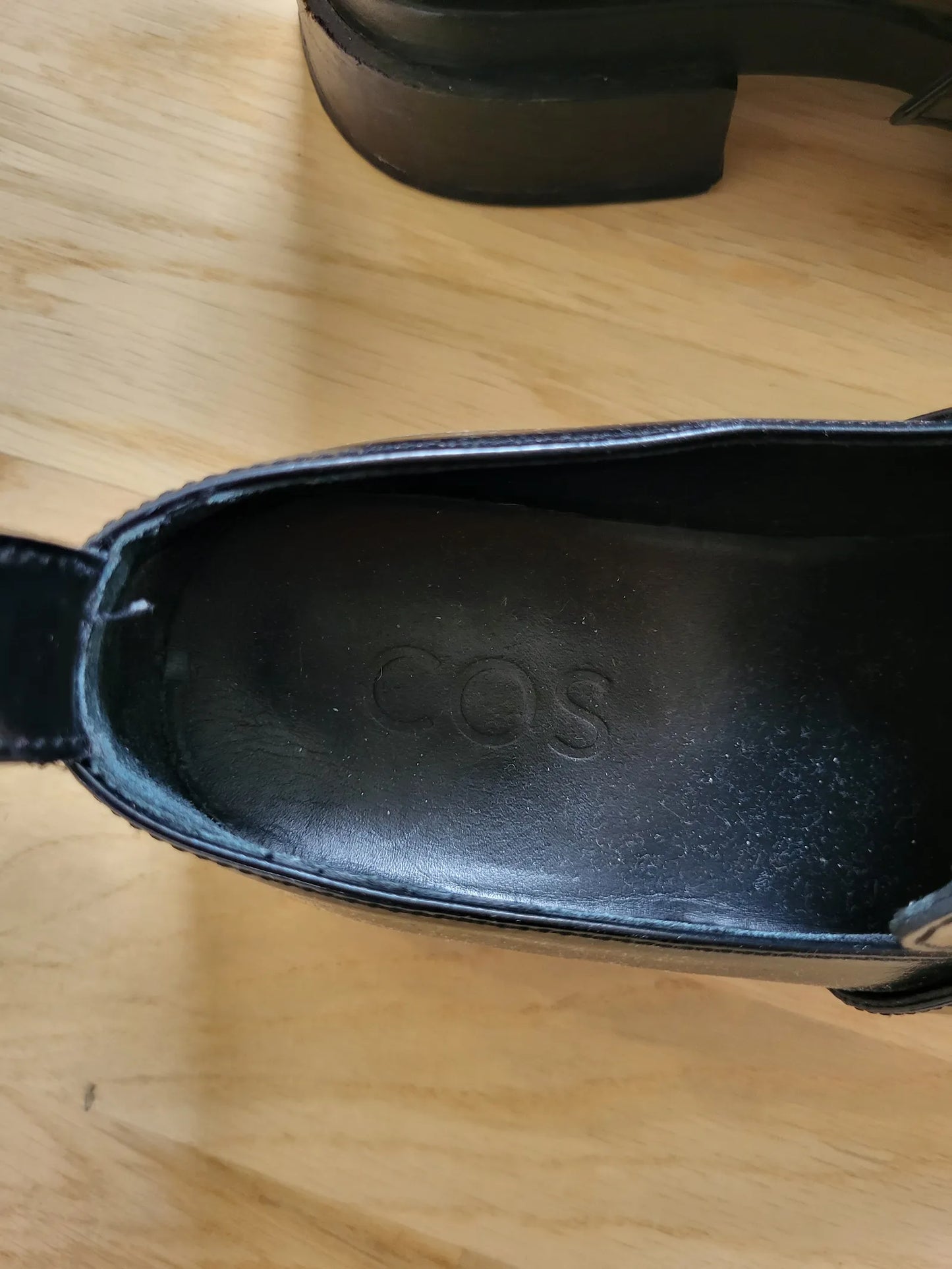 Cos-skinnloafers