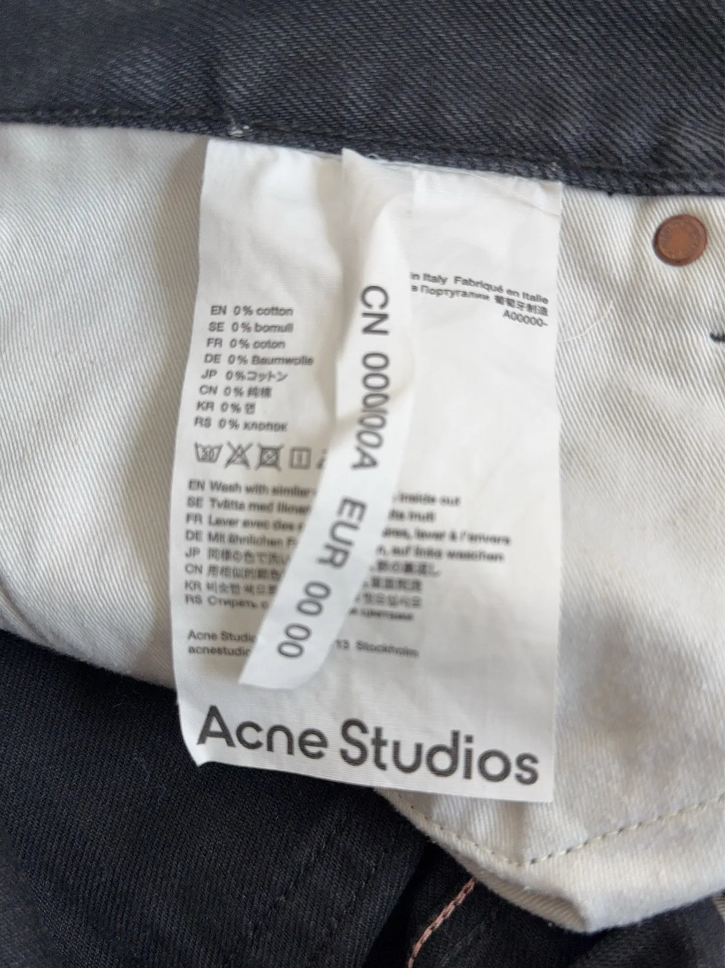 Acne Studios Jennie Washed Out Black Rigid-kjol