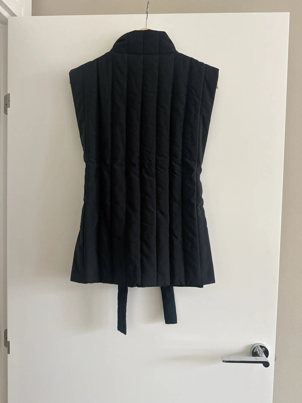 Cos Vest