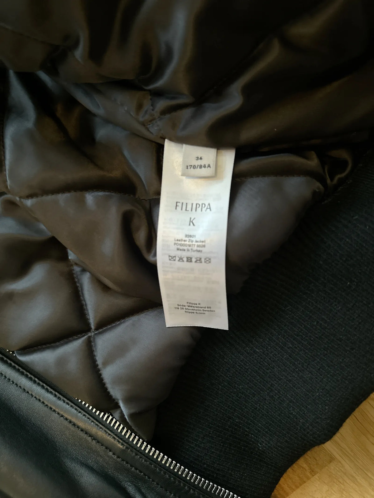 Filippa K-skinnjacka