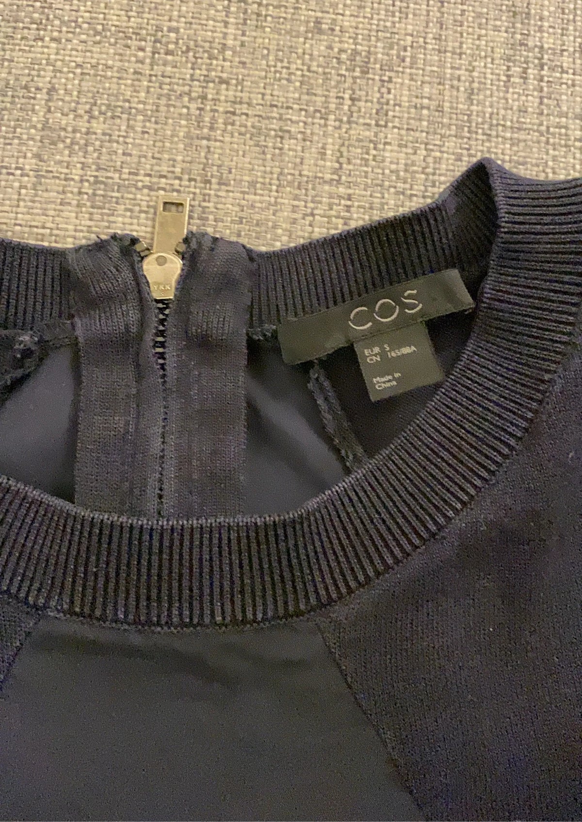 Cos-klänning