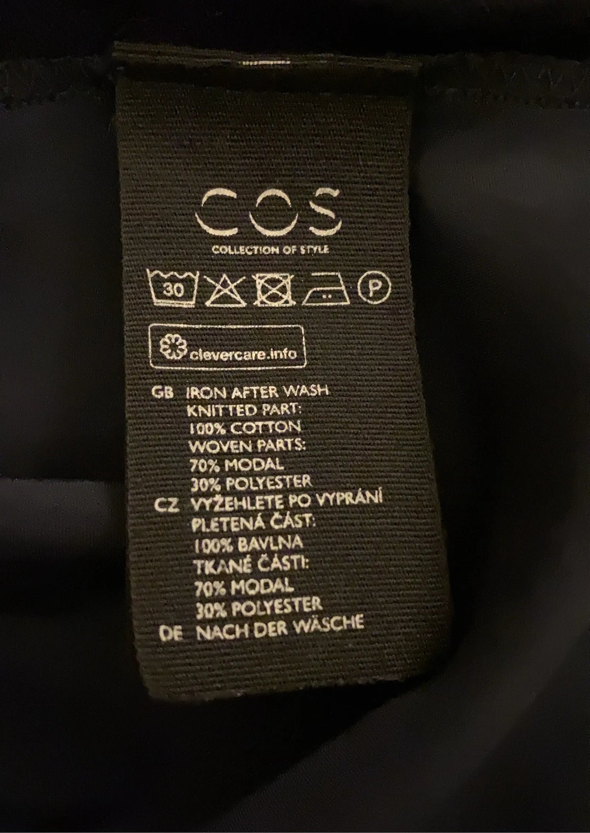 Cos-klänning