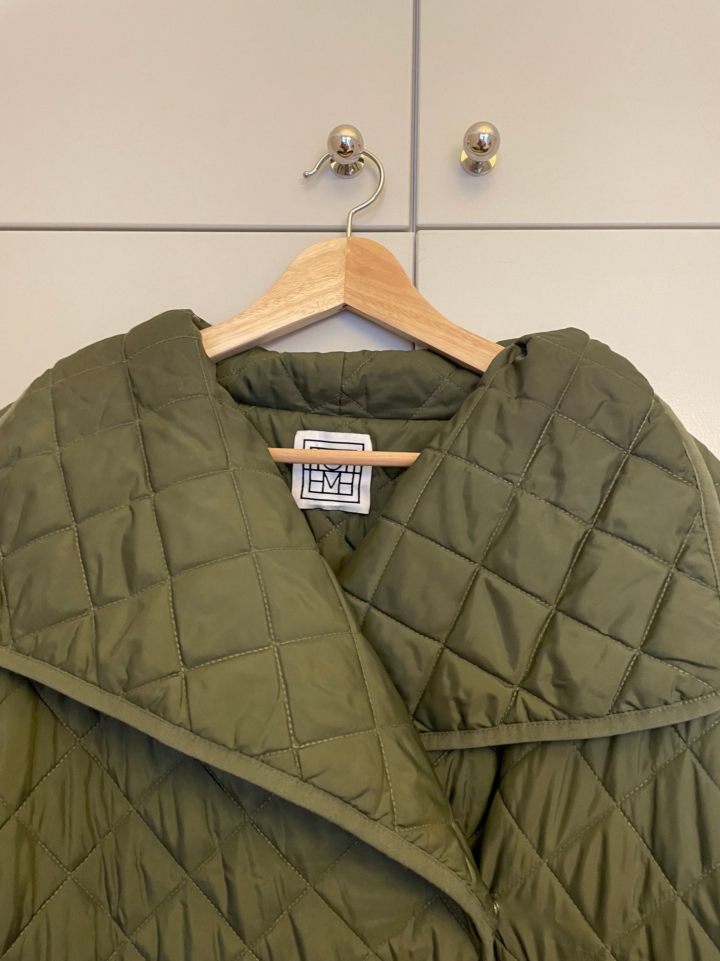 Toteme Signature Quilted Coat