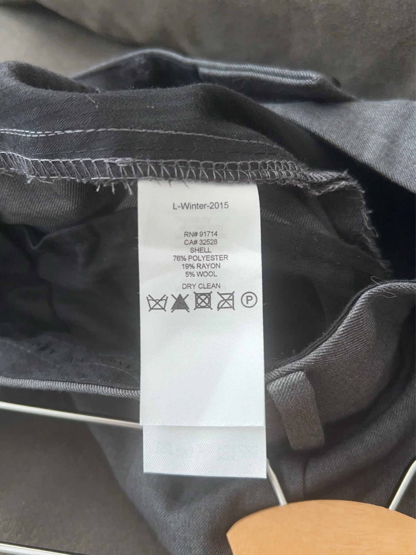 Armani-kostymbyxor NWT