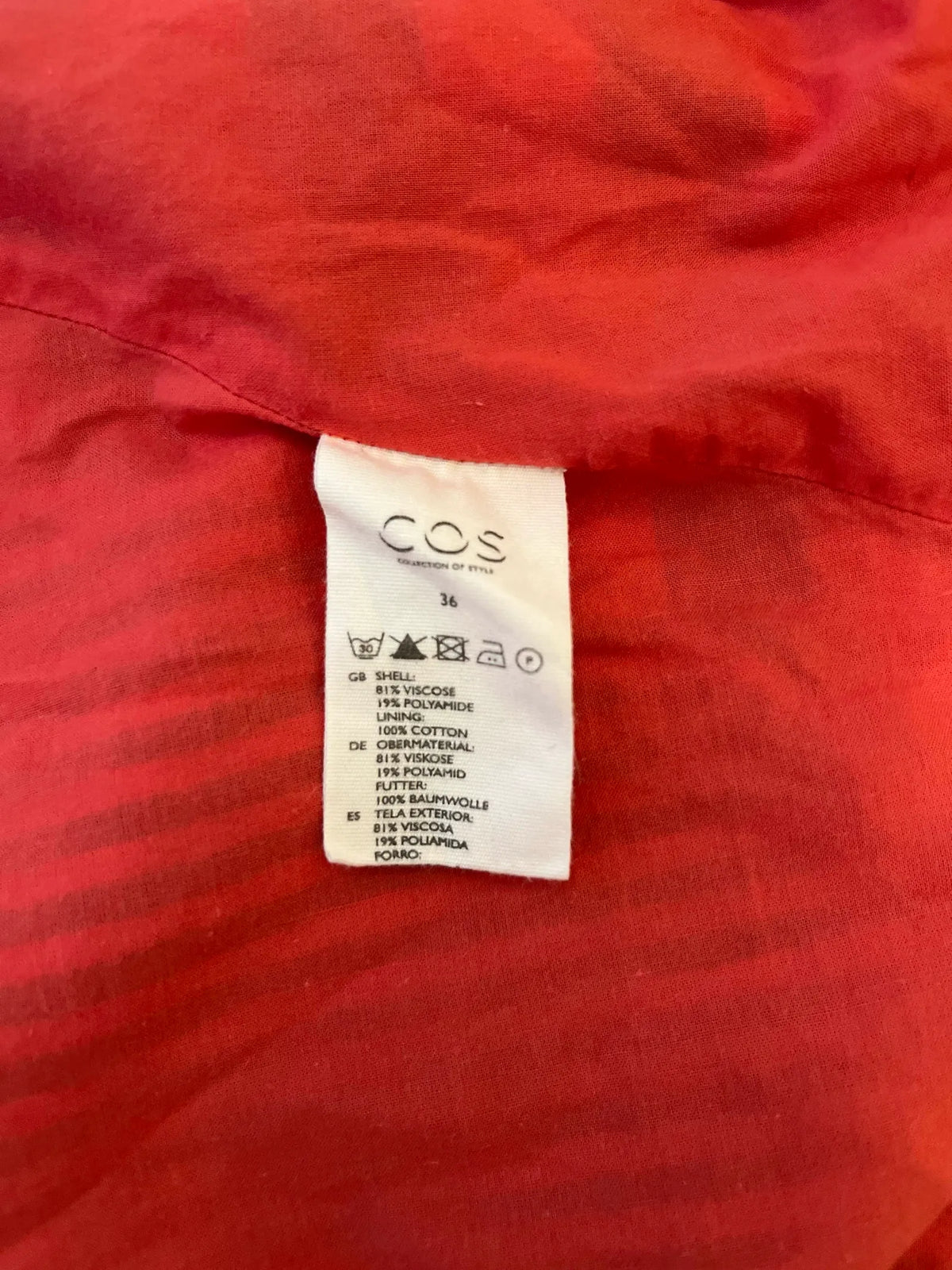 Cos-kjol