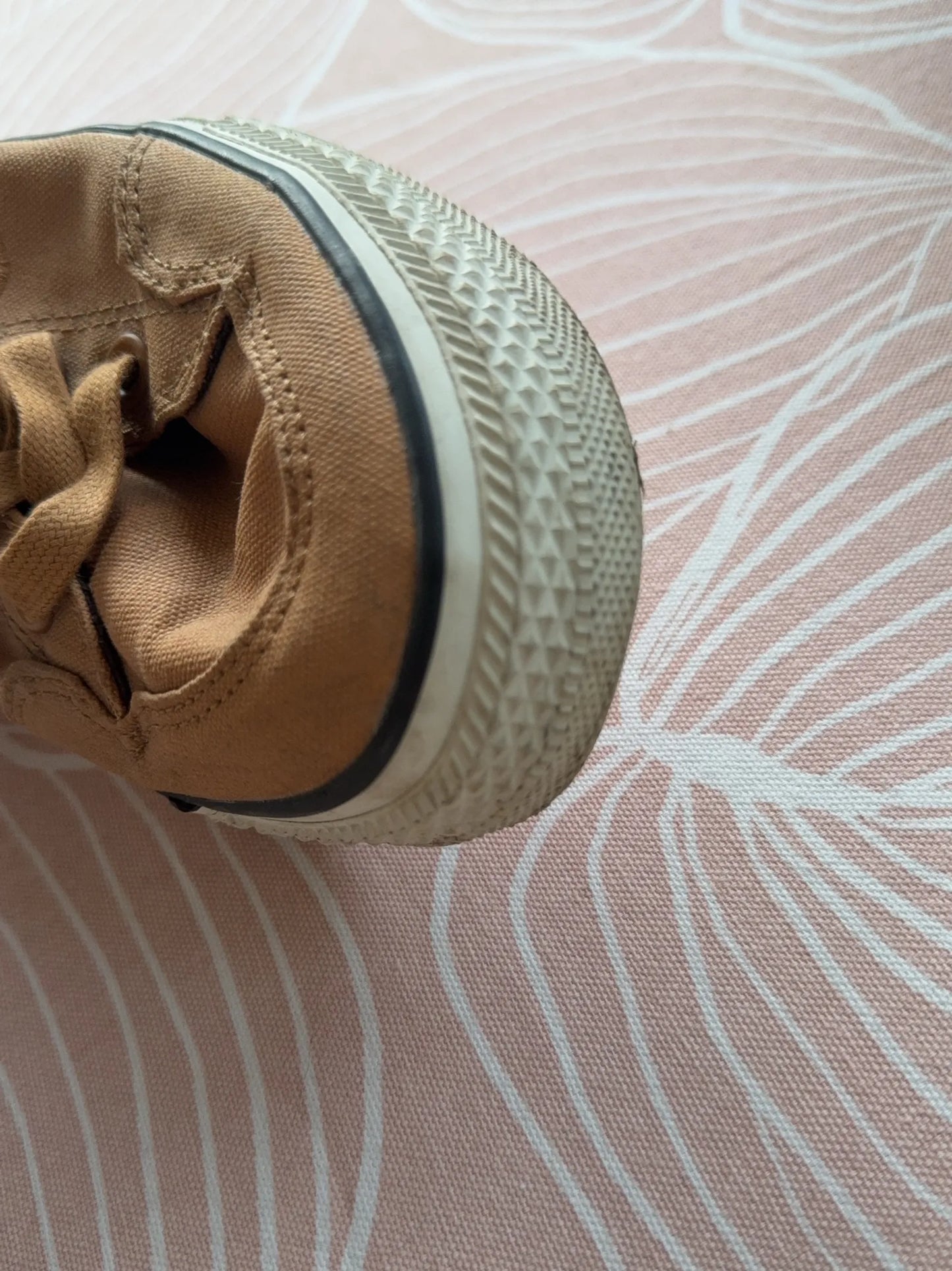 Converse Unisex! All Star Colab Size Sneakers