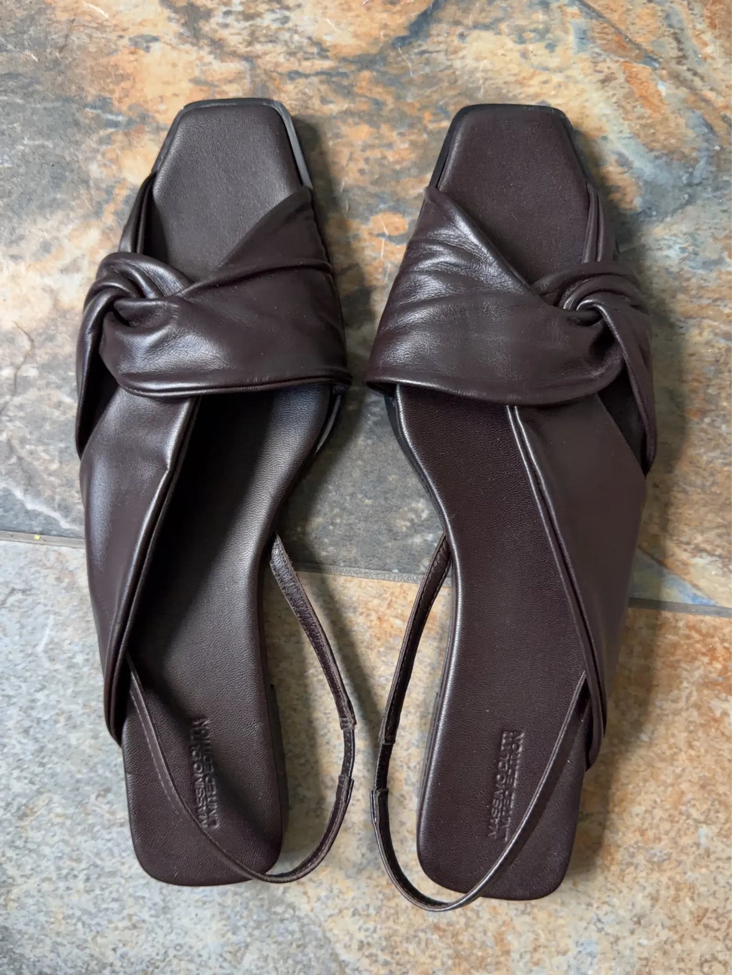 Massimo Dutti-skinnsandaler NWOT