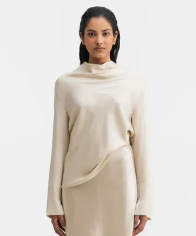 Ahlvar Gallery Lima Powder-sidenblus NWT