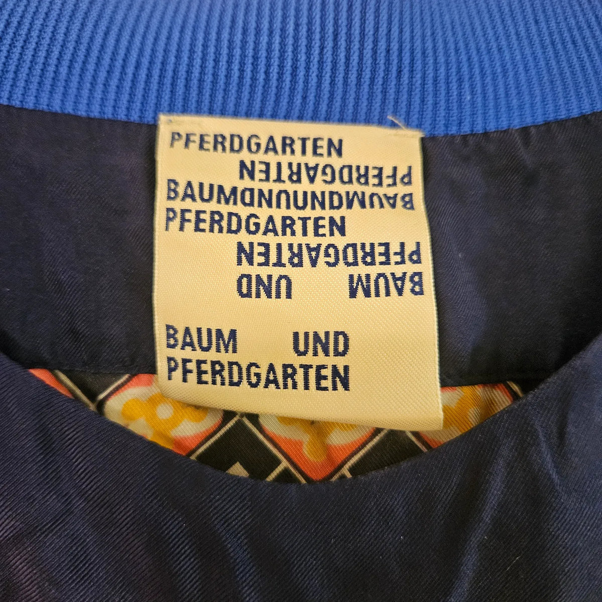 Baum und Pferdgarten Dress