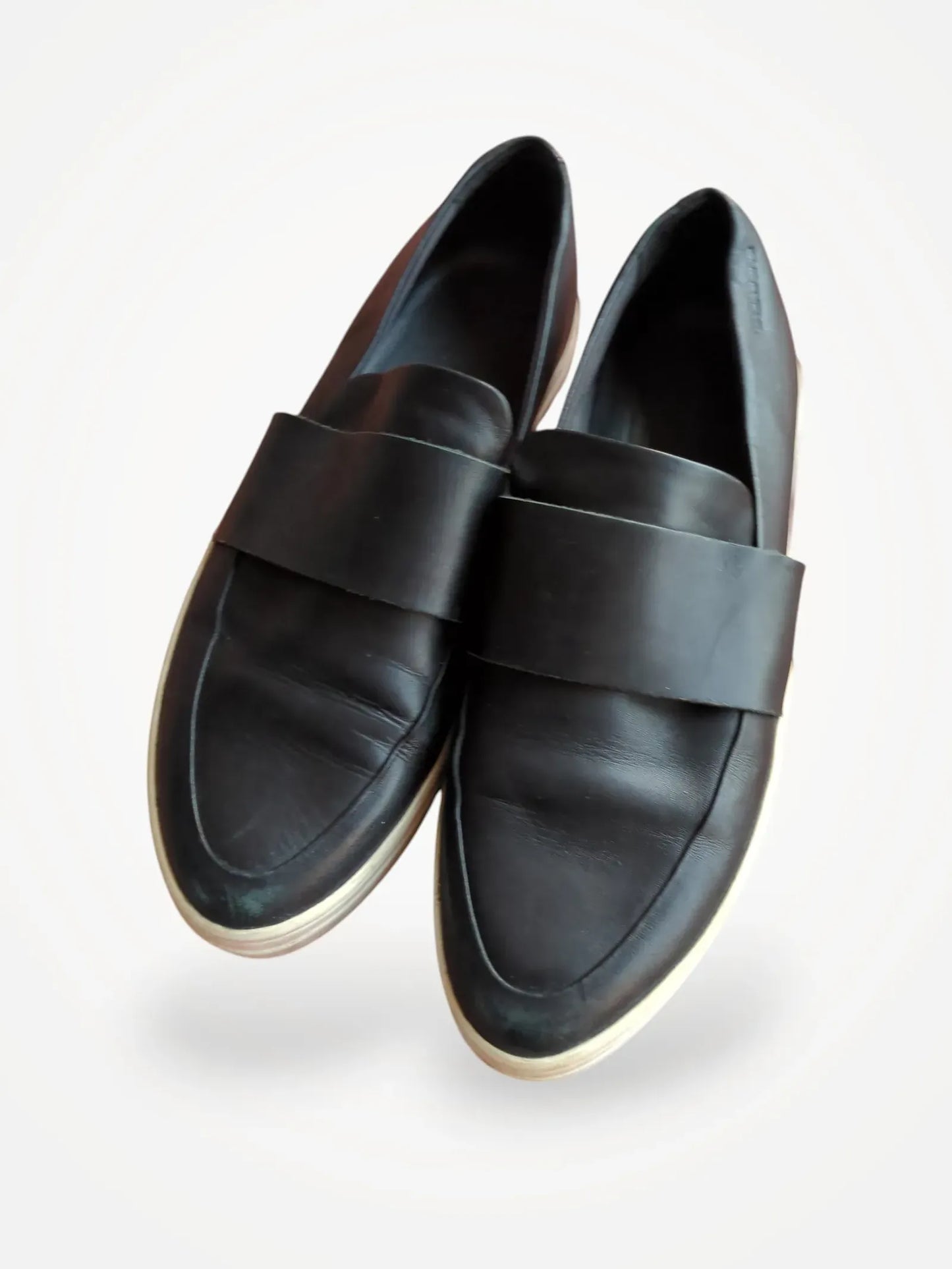 Vagabond-skinnloafers
