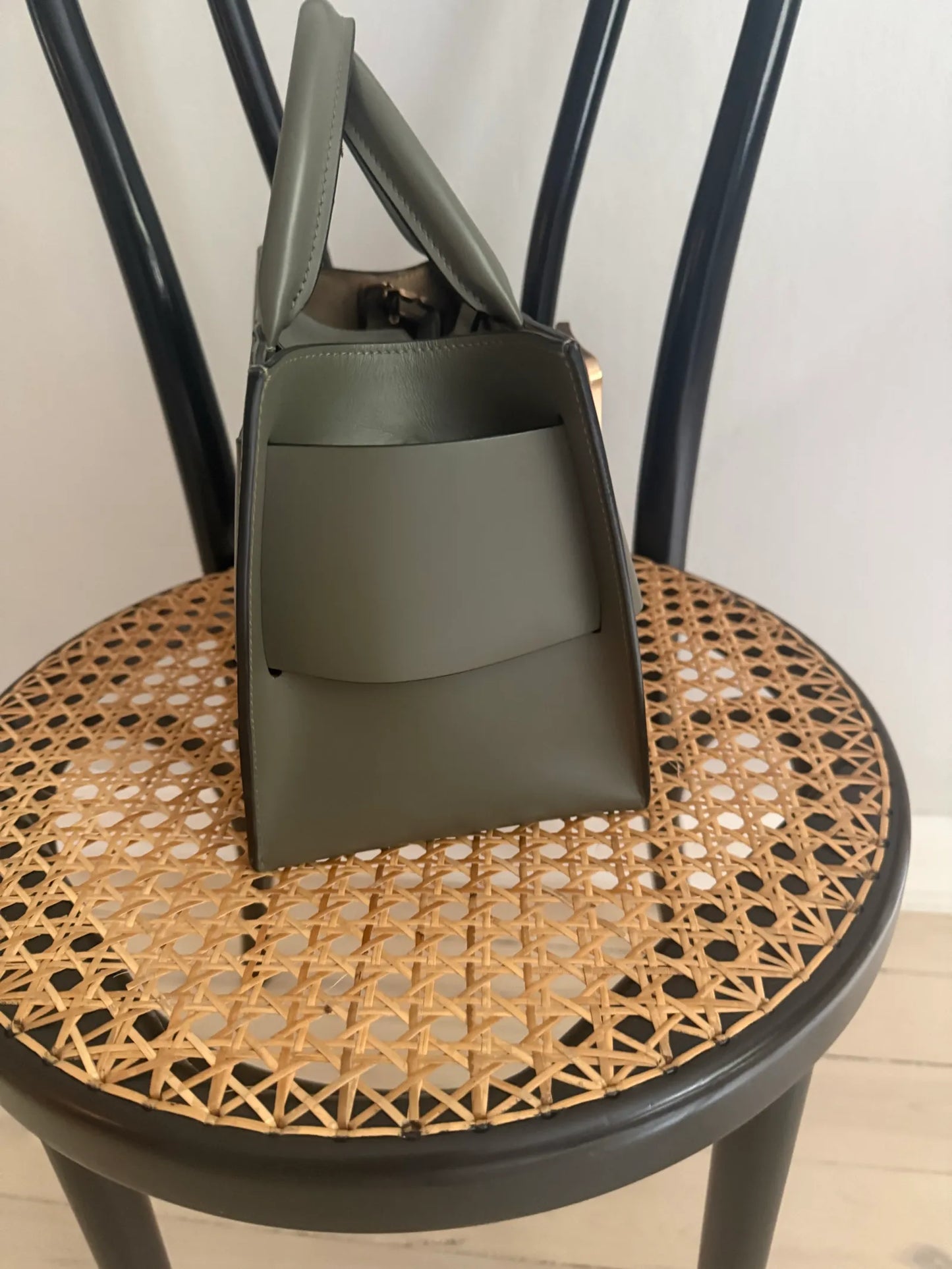 BOYY Bobby 18 Handbag