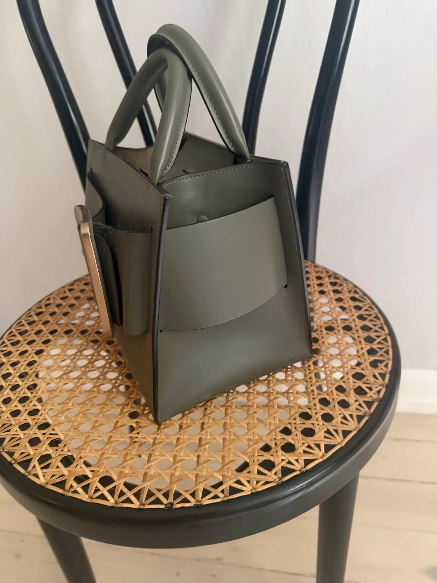 BOYY Bobby 18 Handbag