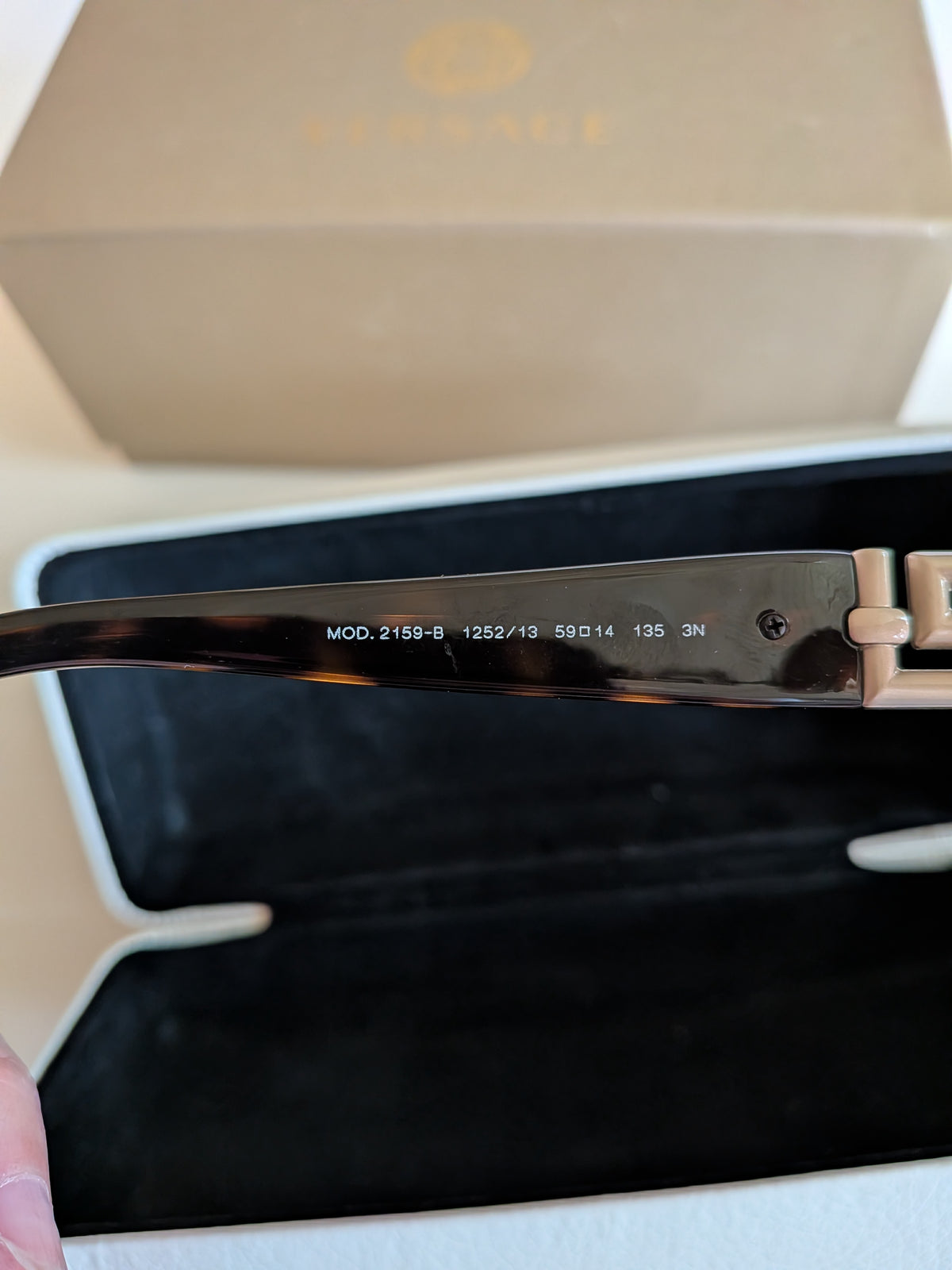 Versace-solglasögon NWOT