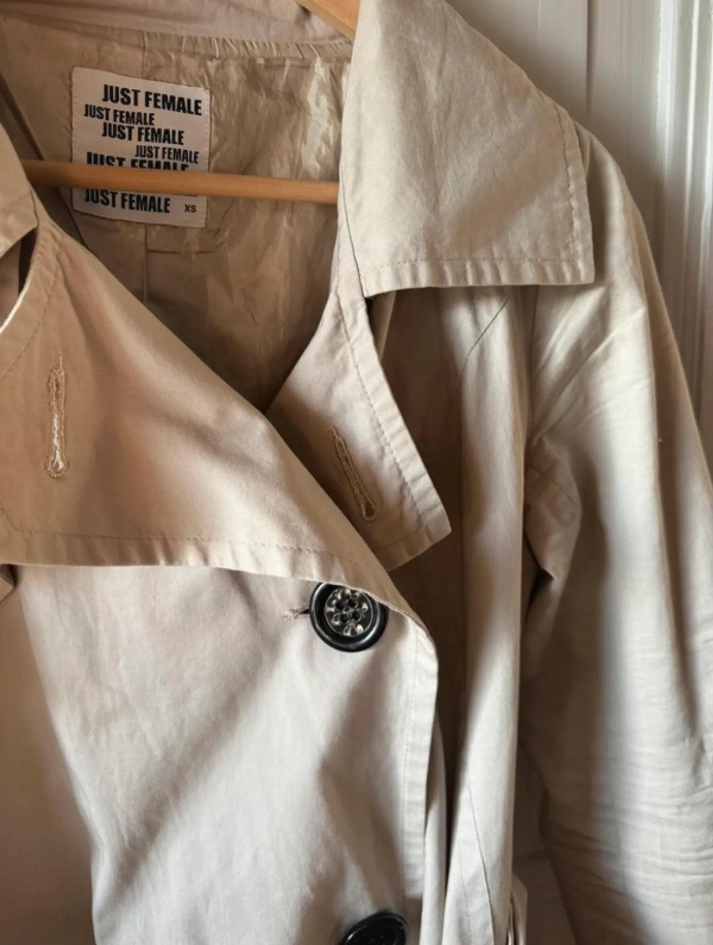 Just Female-trenchcoat