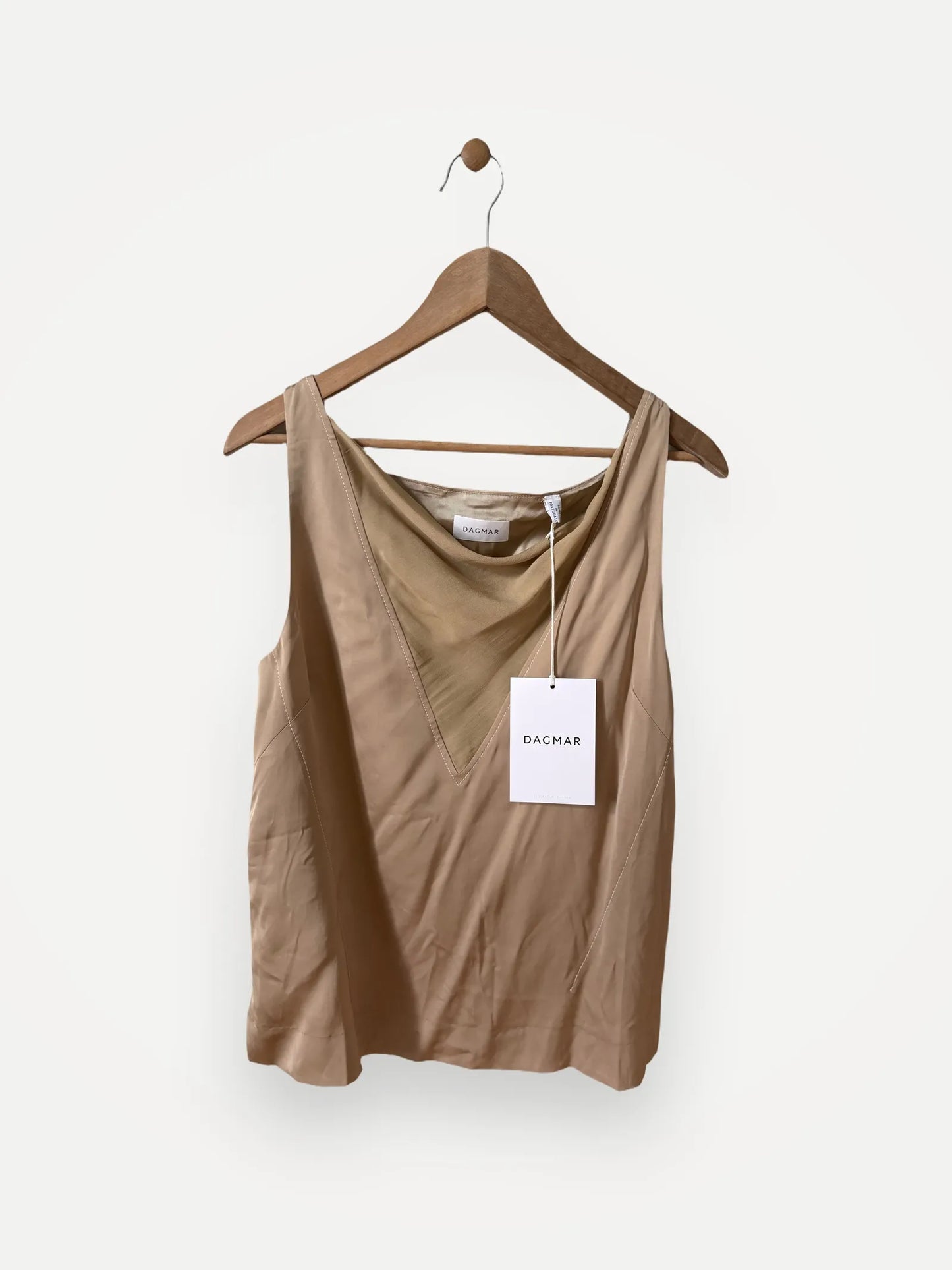 Dagmar Sheer V-linne NWT
