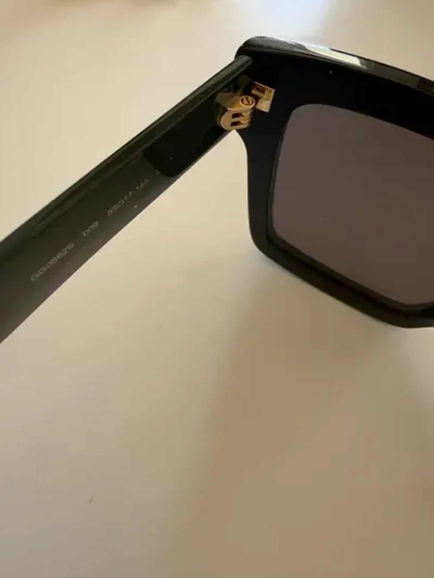 Gucci Gg0926s 00955017-145 L-solglasögon NWT
