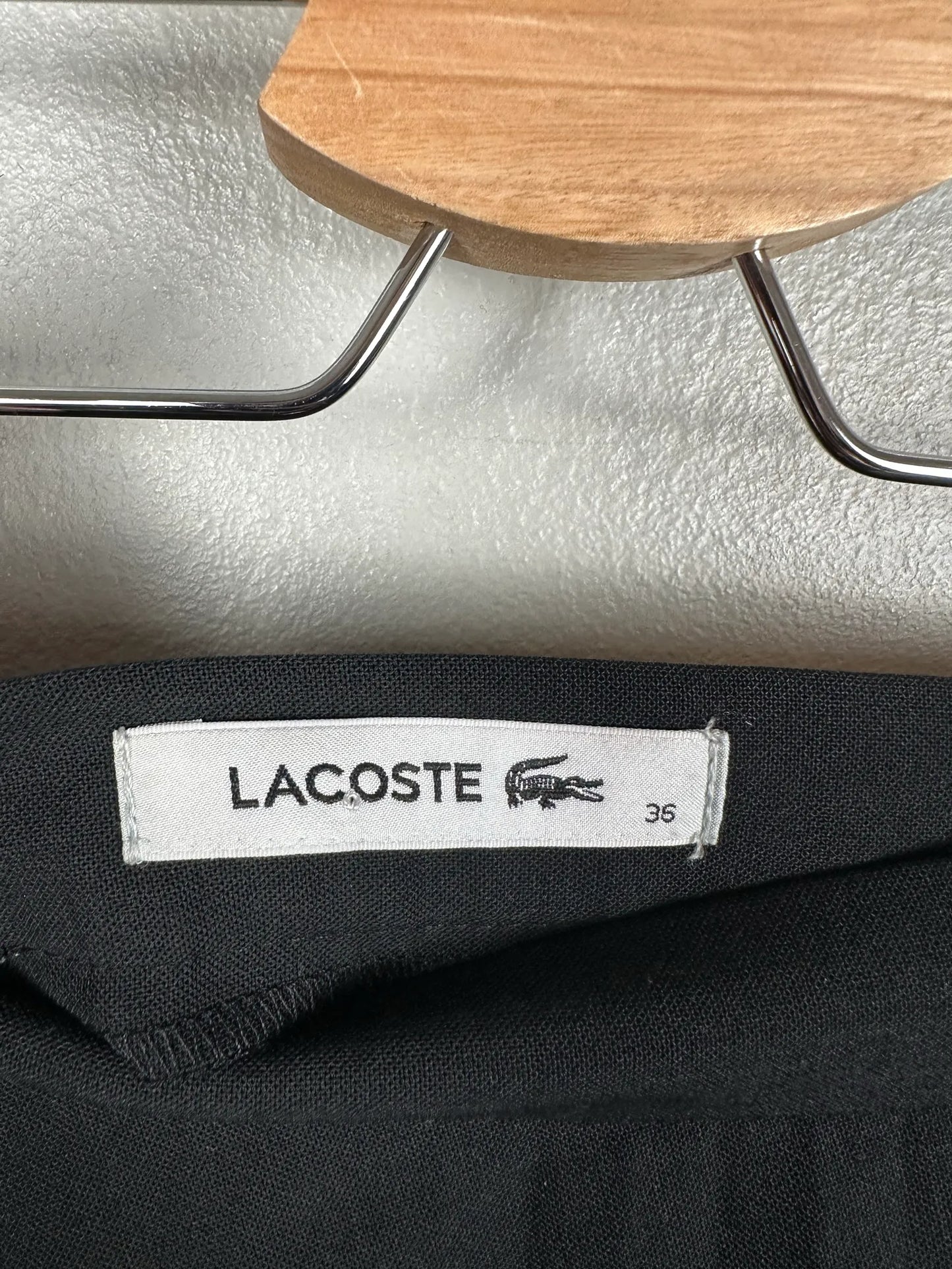Lacoste-kjol