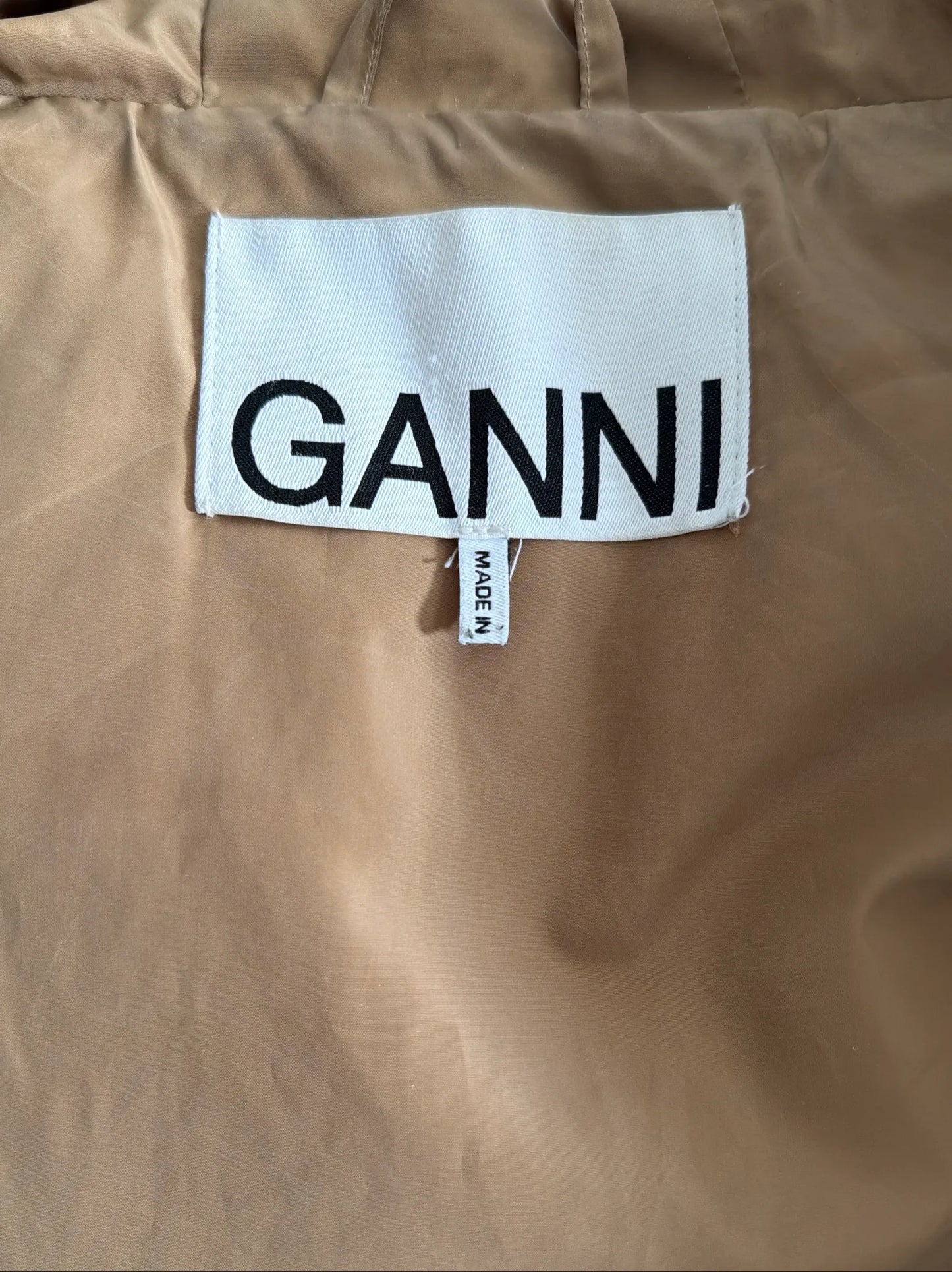 Ganni-dunjacka