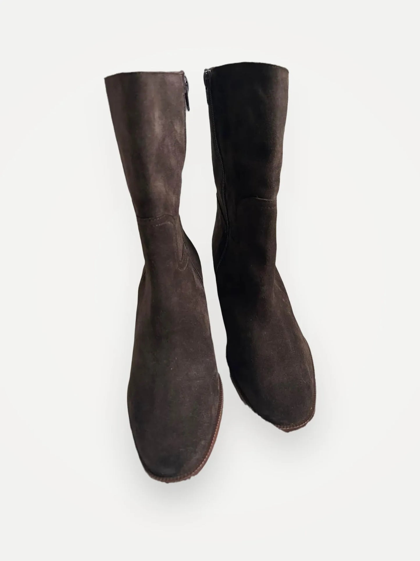 Apair-boots