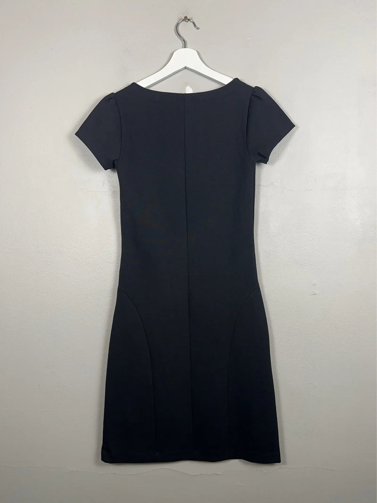 Filippa K Little Black-klänning NWT