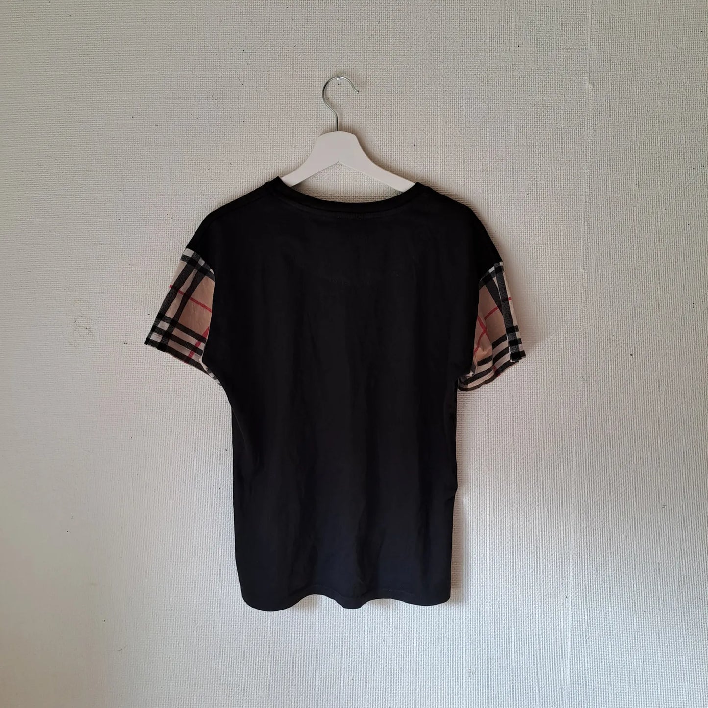 Burberry T-shirt