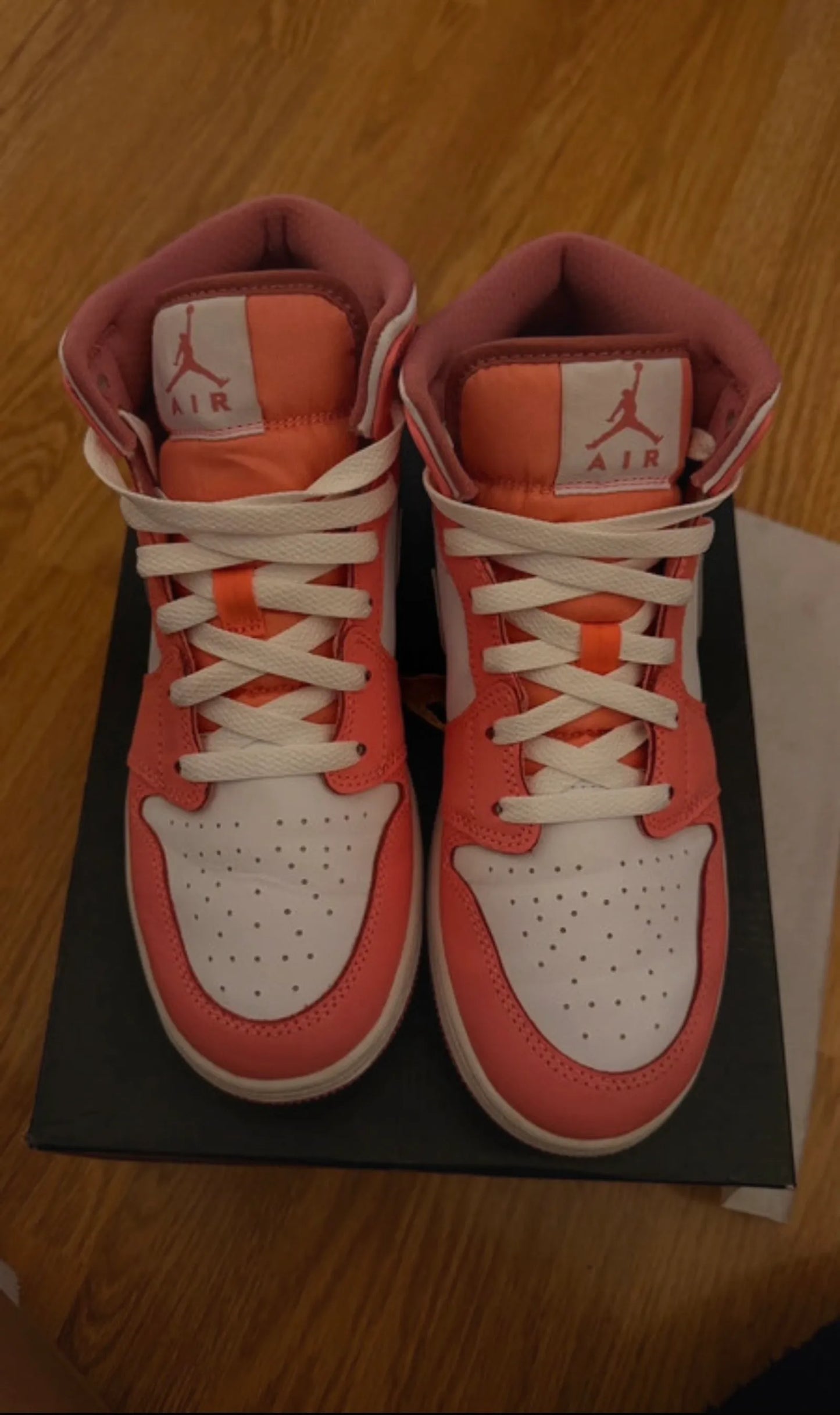 Jordan-skinnsneakers
