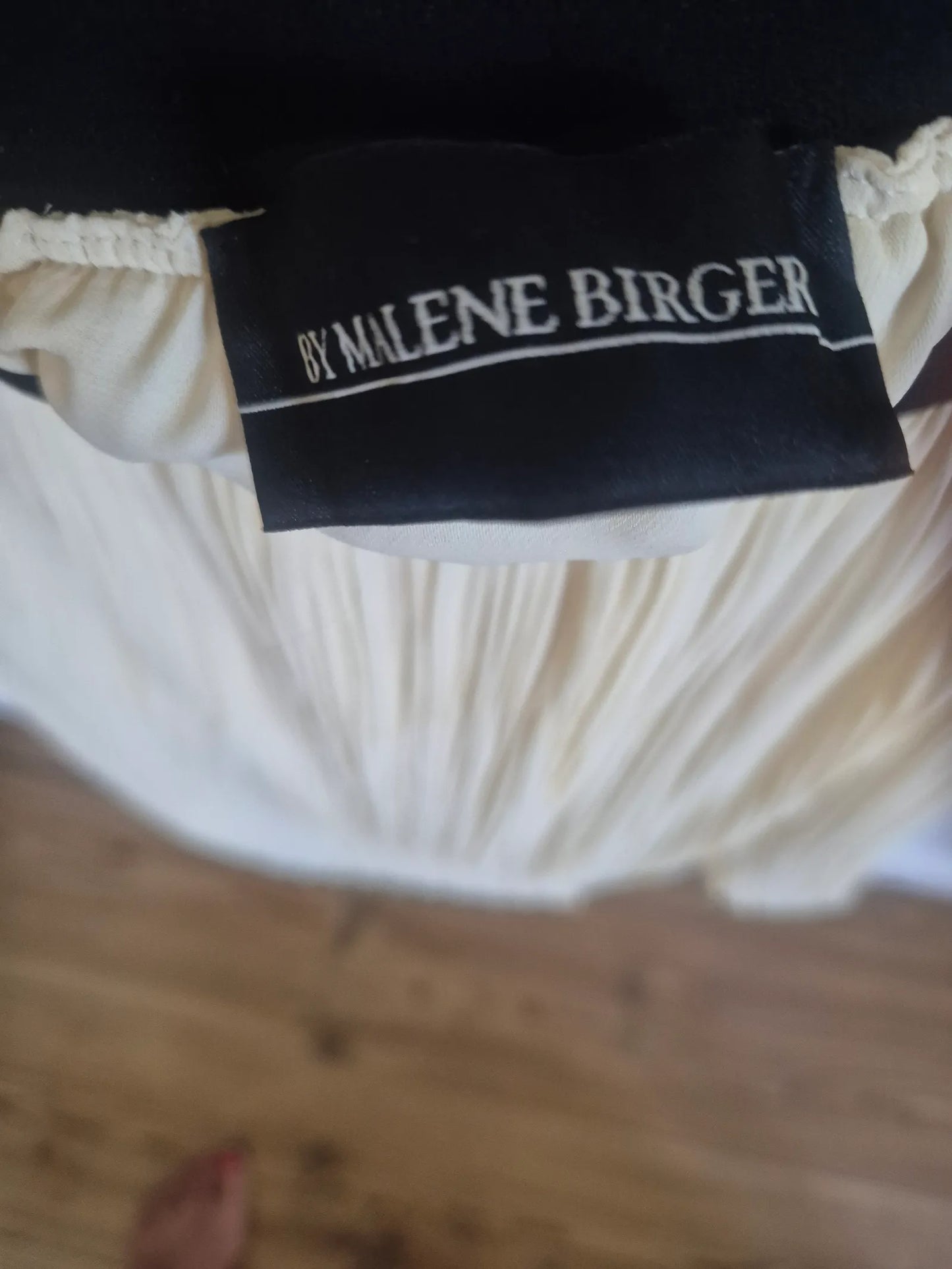 By Malene Birger Wikkashort-kjol NWOT