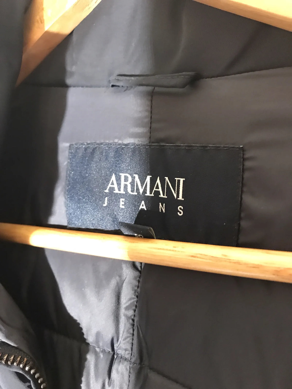 Armani-dunjacka NWOT