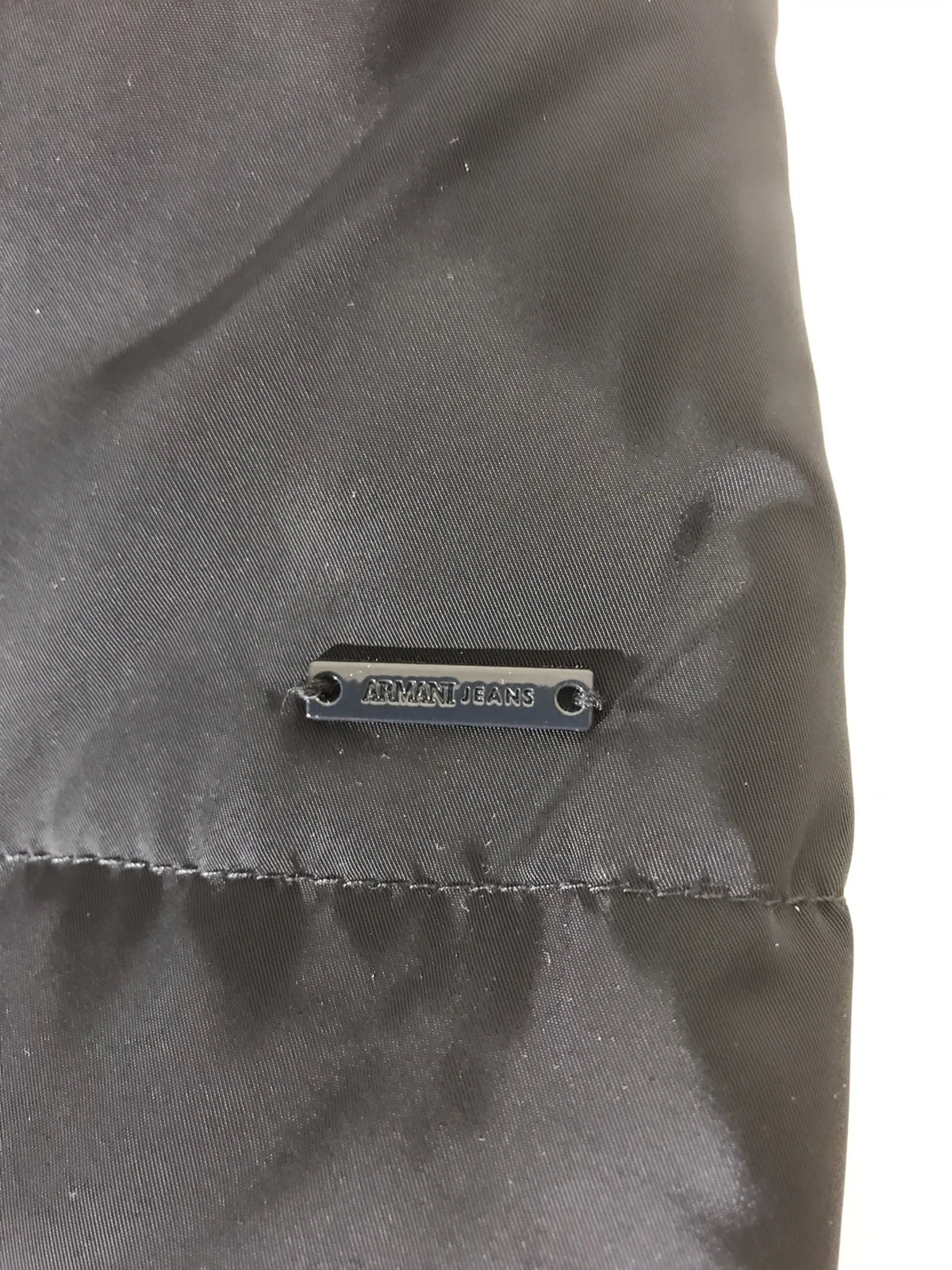 Armani-dunjacka NWOT