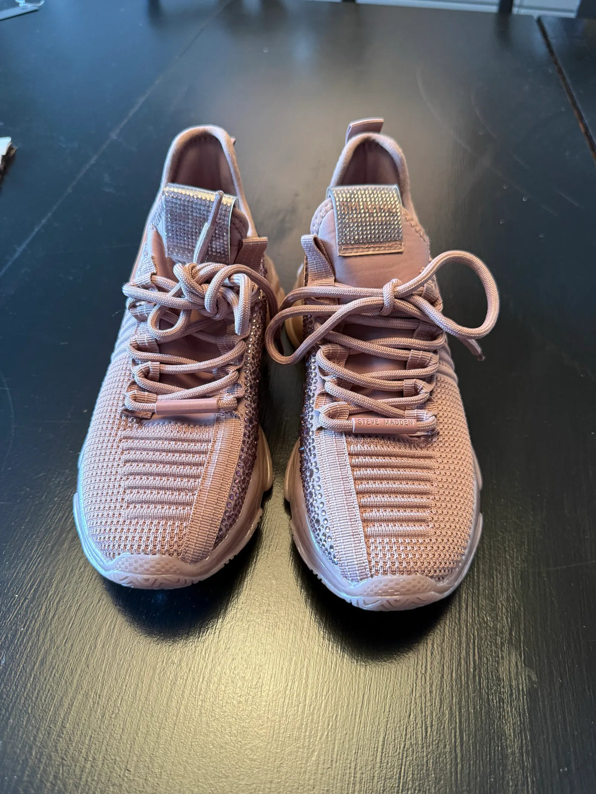 Steve Madden-sneakers NWOT