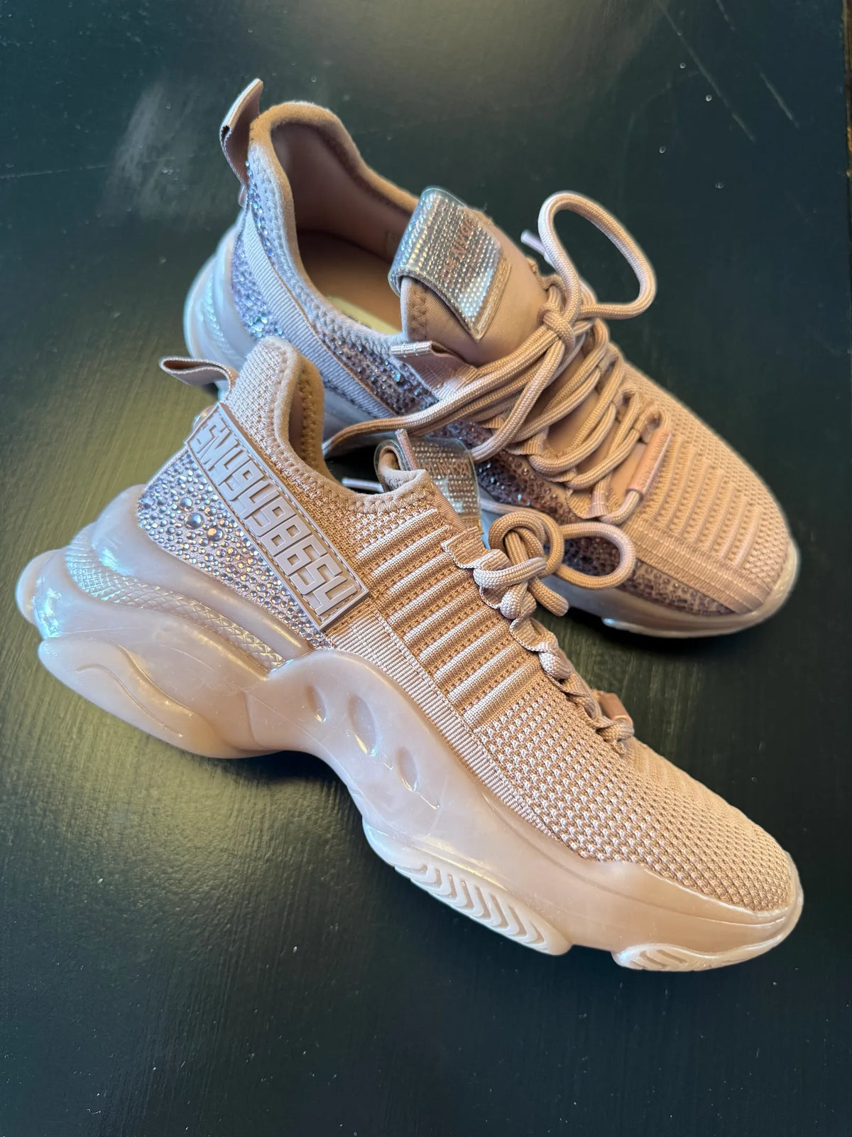 Steve Madden-sneakers NWOT