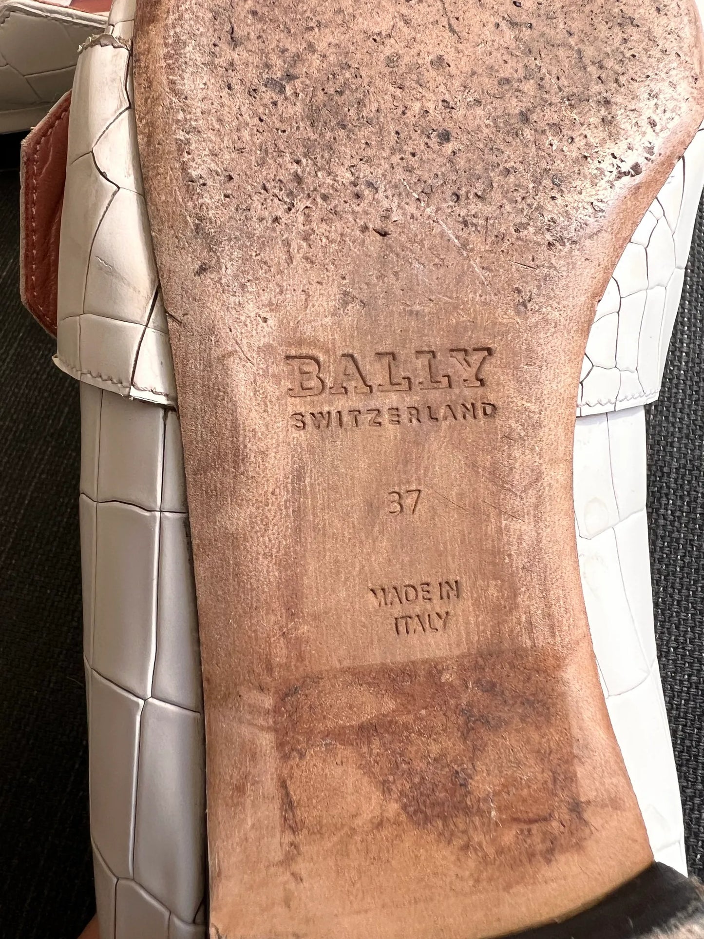 Bally Janelle-skinnloafers