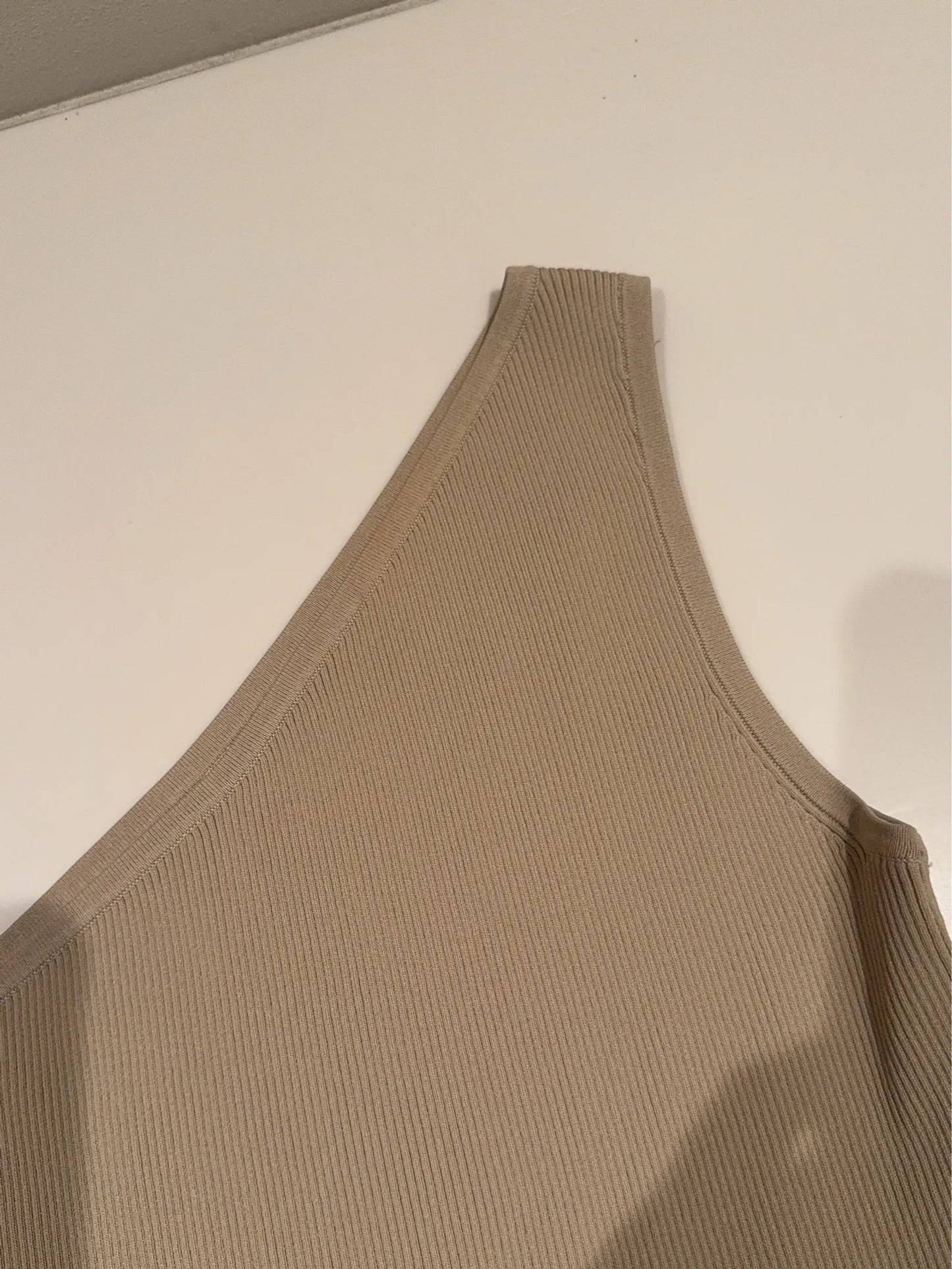 Toteme One Shoulder Ribbed 233-5183-755-linne