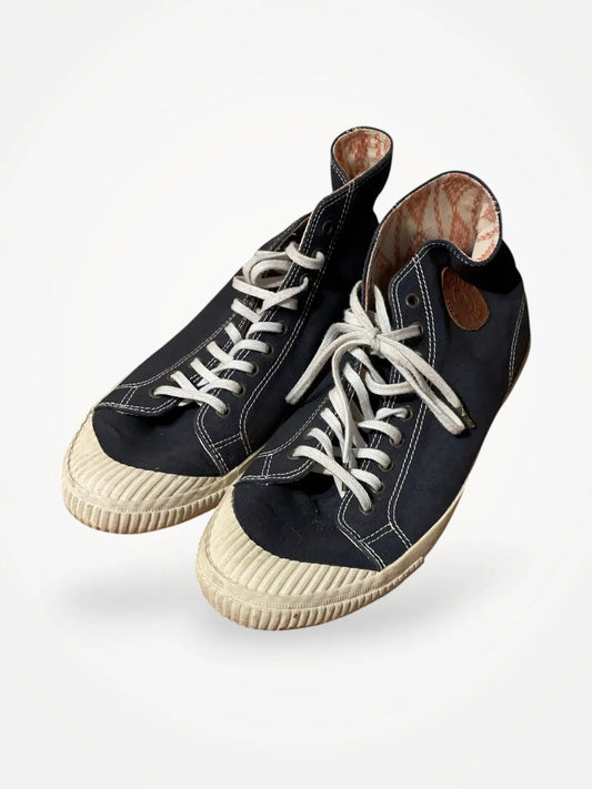 Peak Performance Sneakers