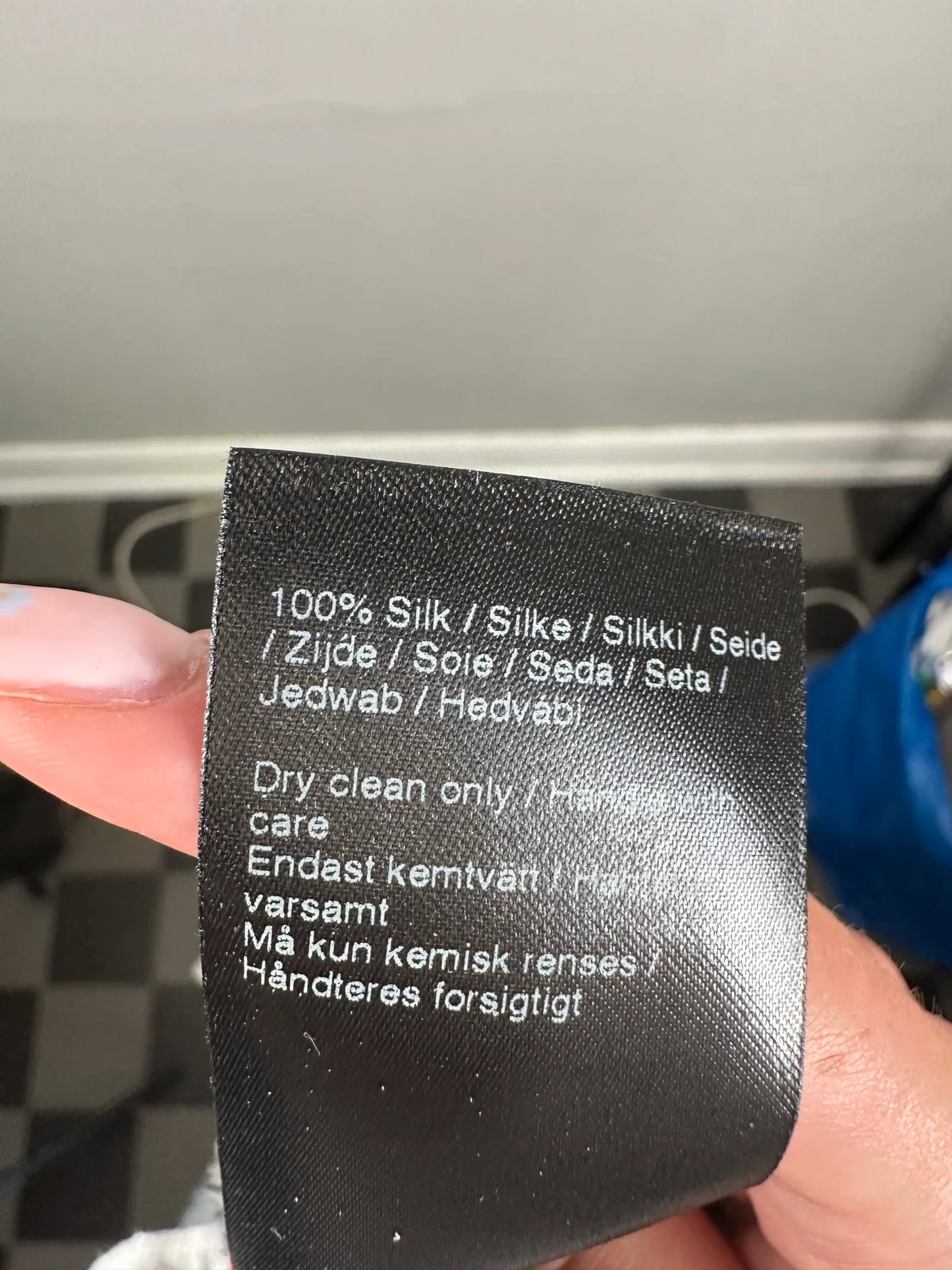 Filippa K Nea-sidenbyxor