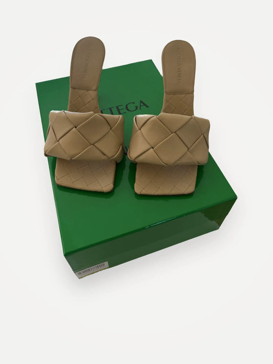 Bottega Veneta Lido-skinnklackar