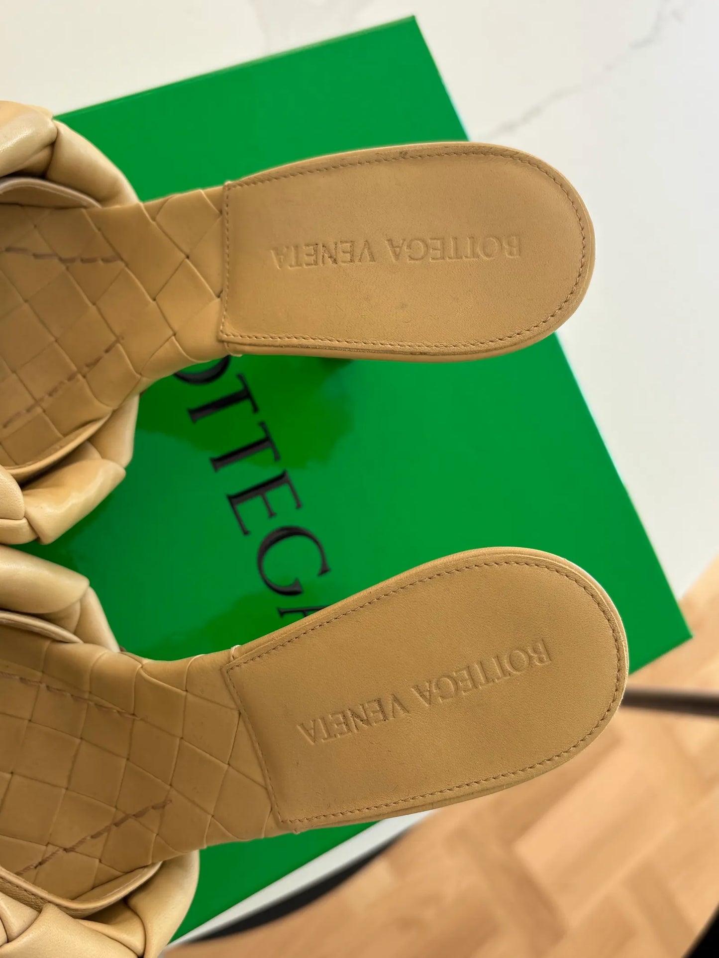Bottega Veneta Lido-skinnklackar