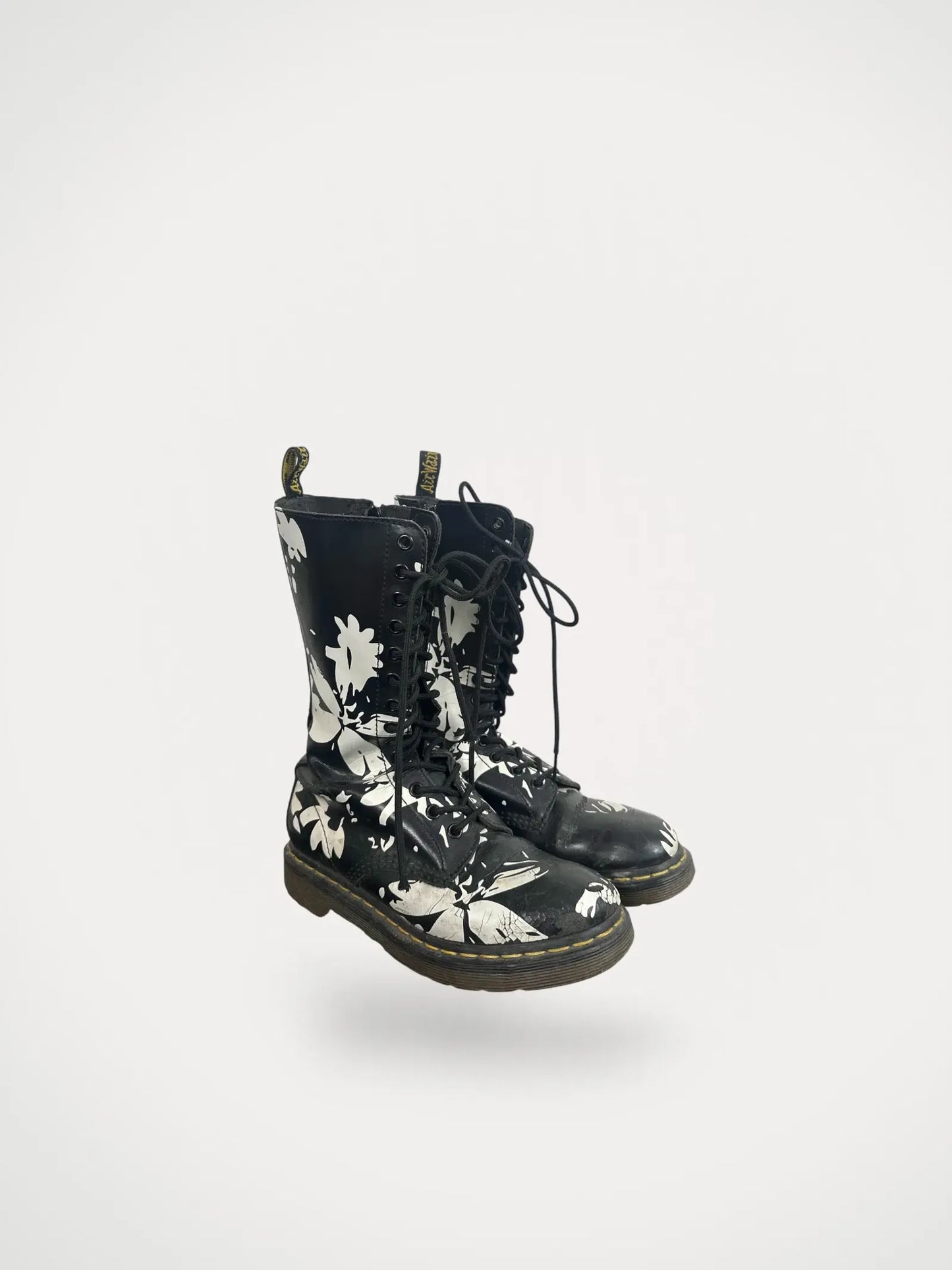 Dr. Martens 1914 Vonda White-skinnboots