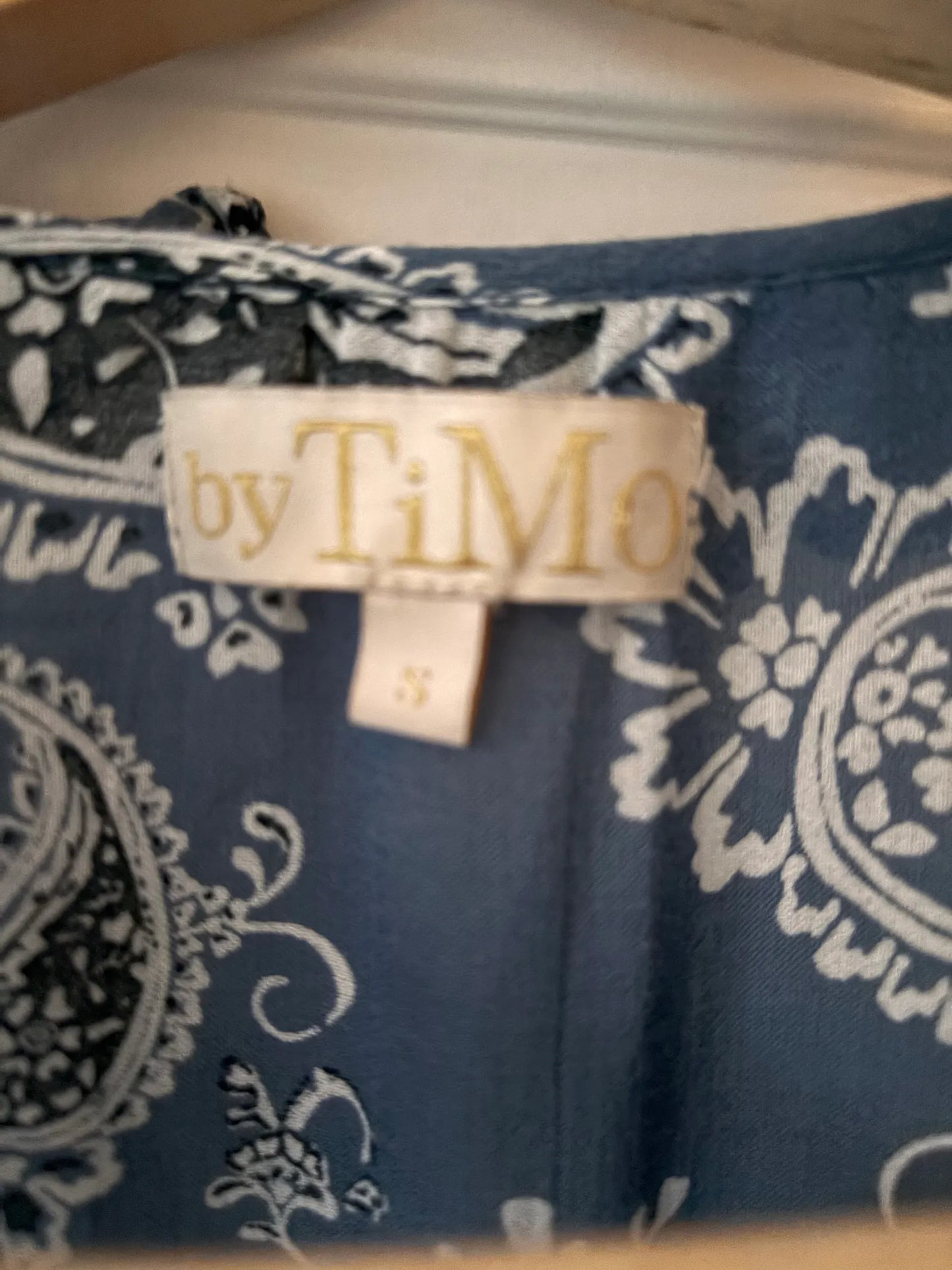 By Timo Dress