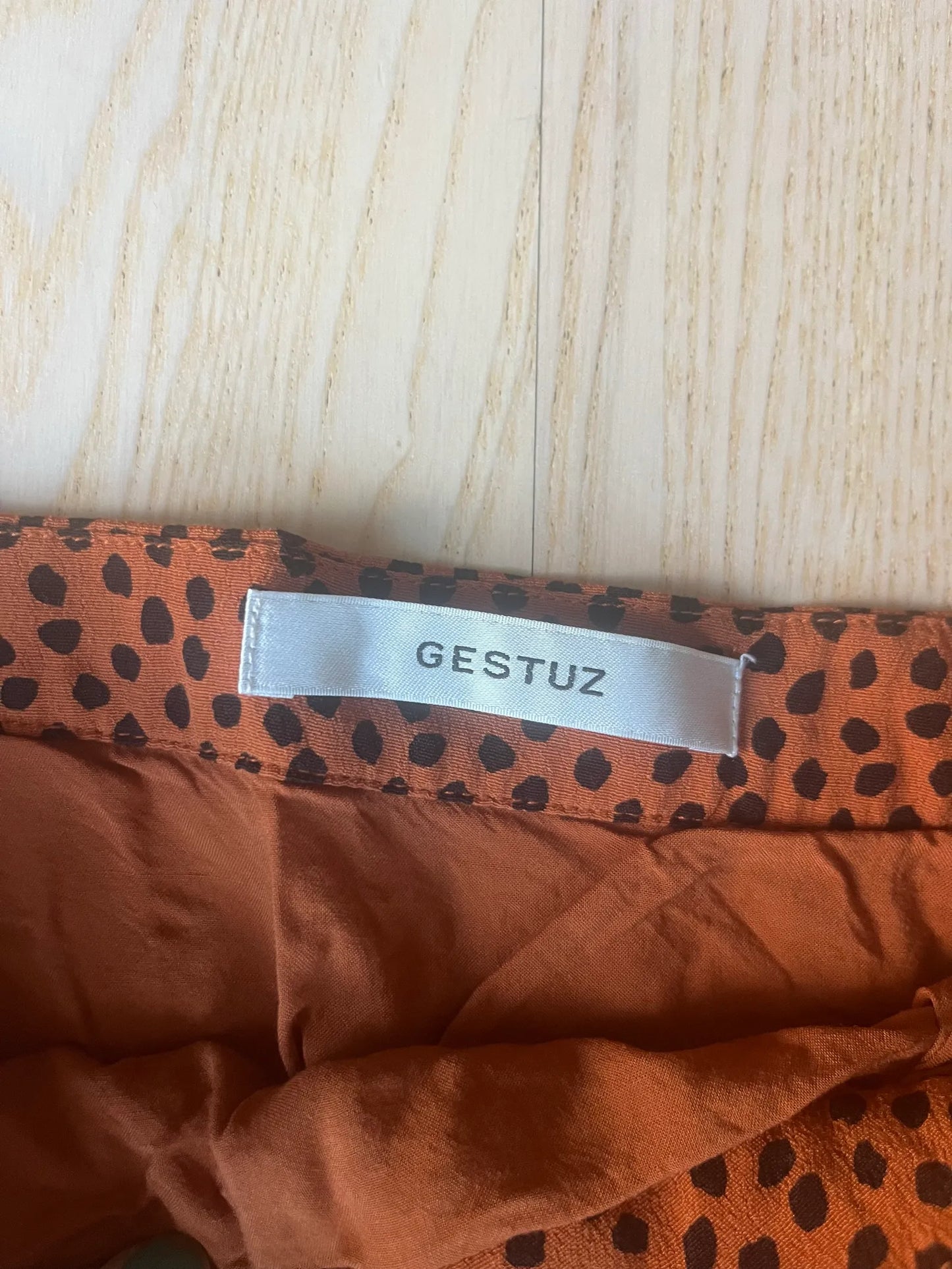 Gestuz-kjol