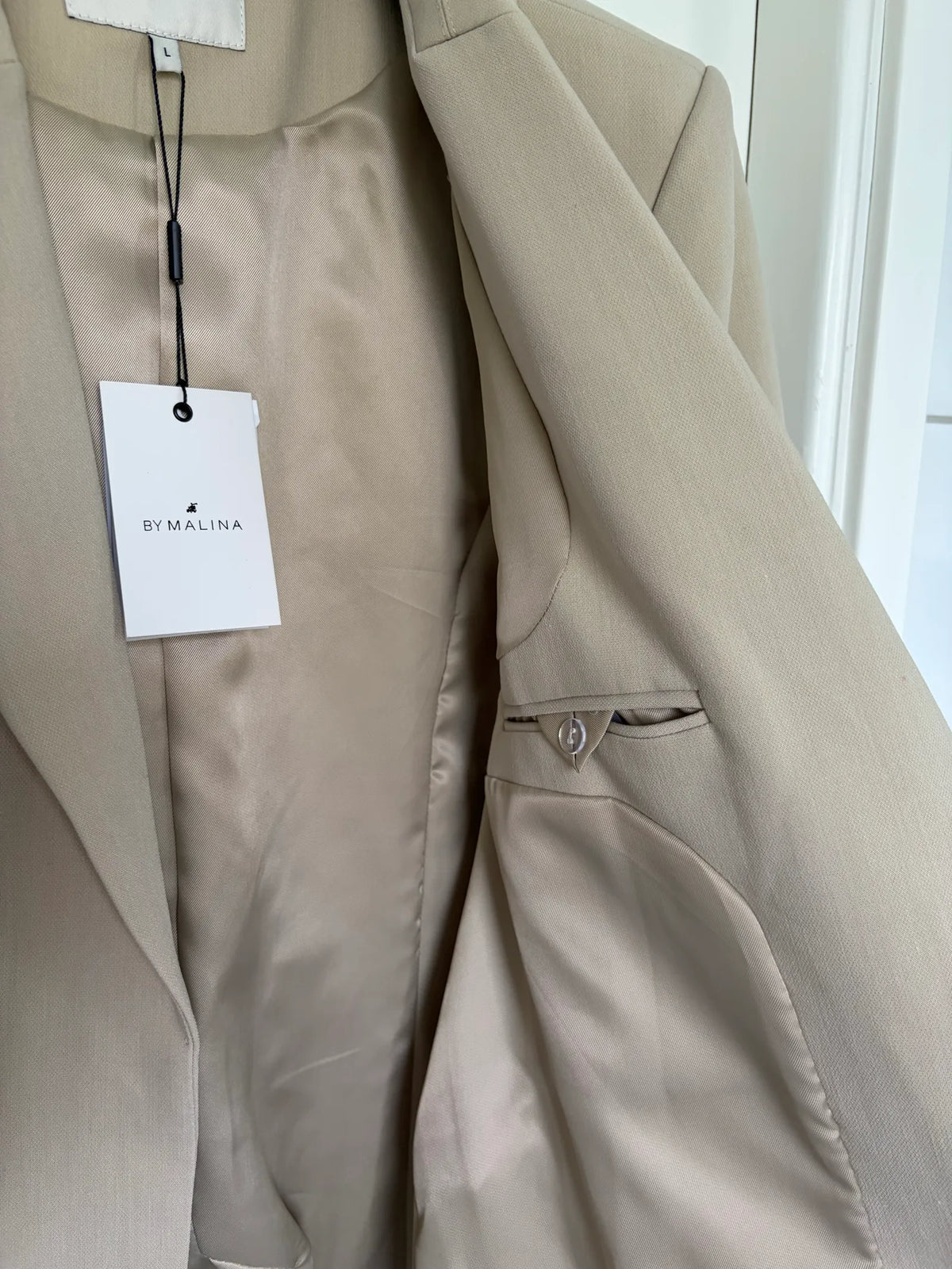 By Malina Chloe Jacket