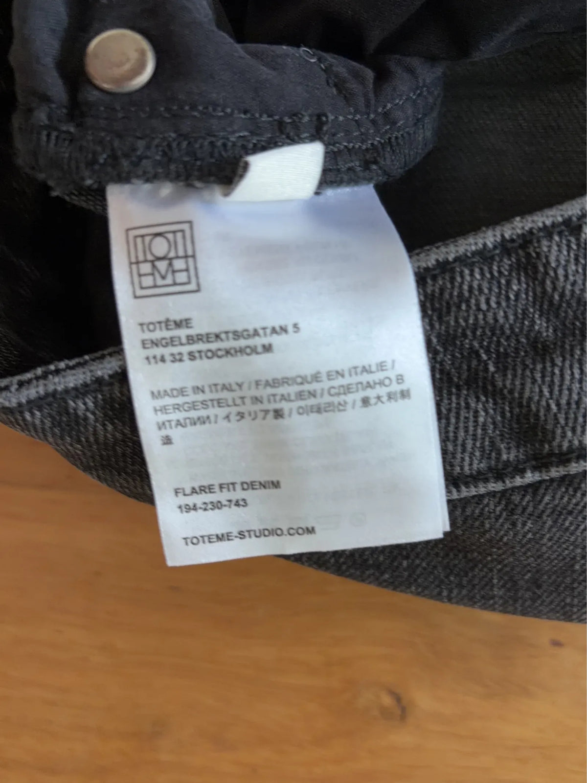 Toteme Flare Fit Denim-jeans